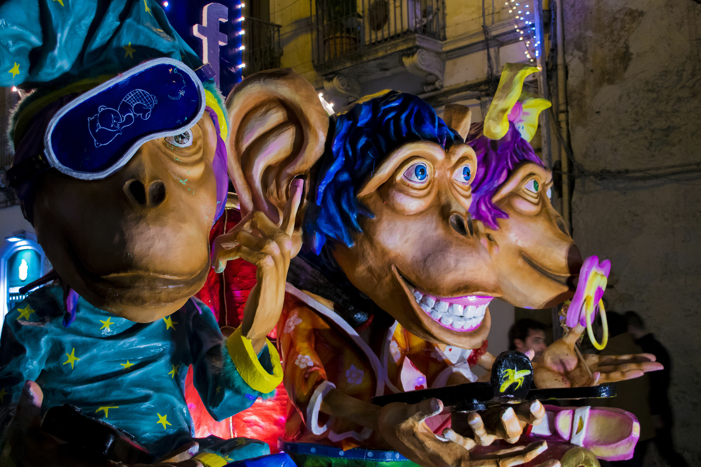 Non vedo non sento non parlo ma chatto. Acireale 2019