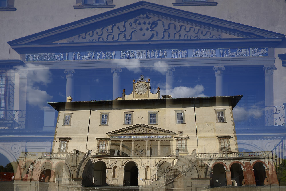 Photo in the picture