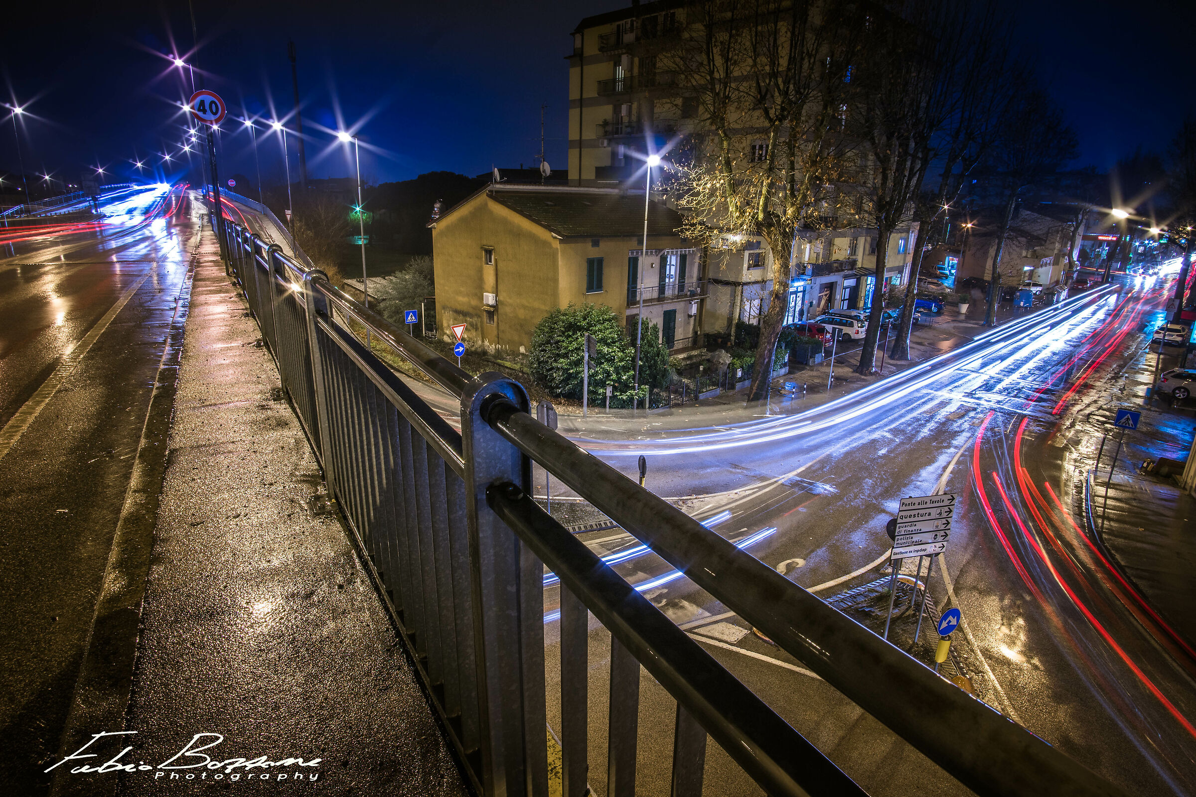 Adua Avenue at night