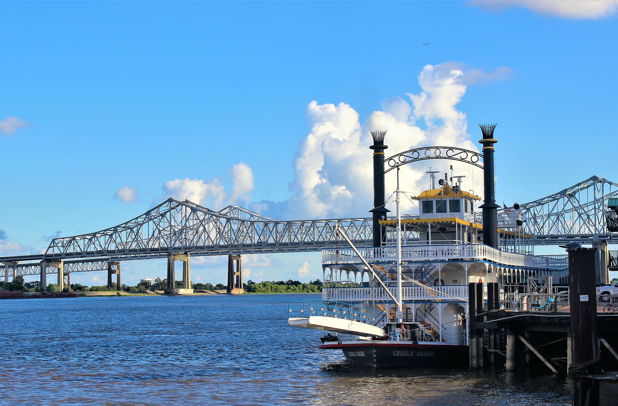 them where the Mississipi flows