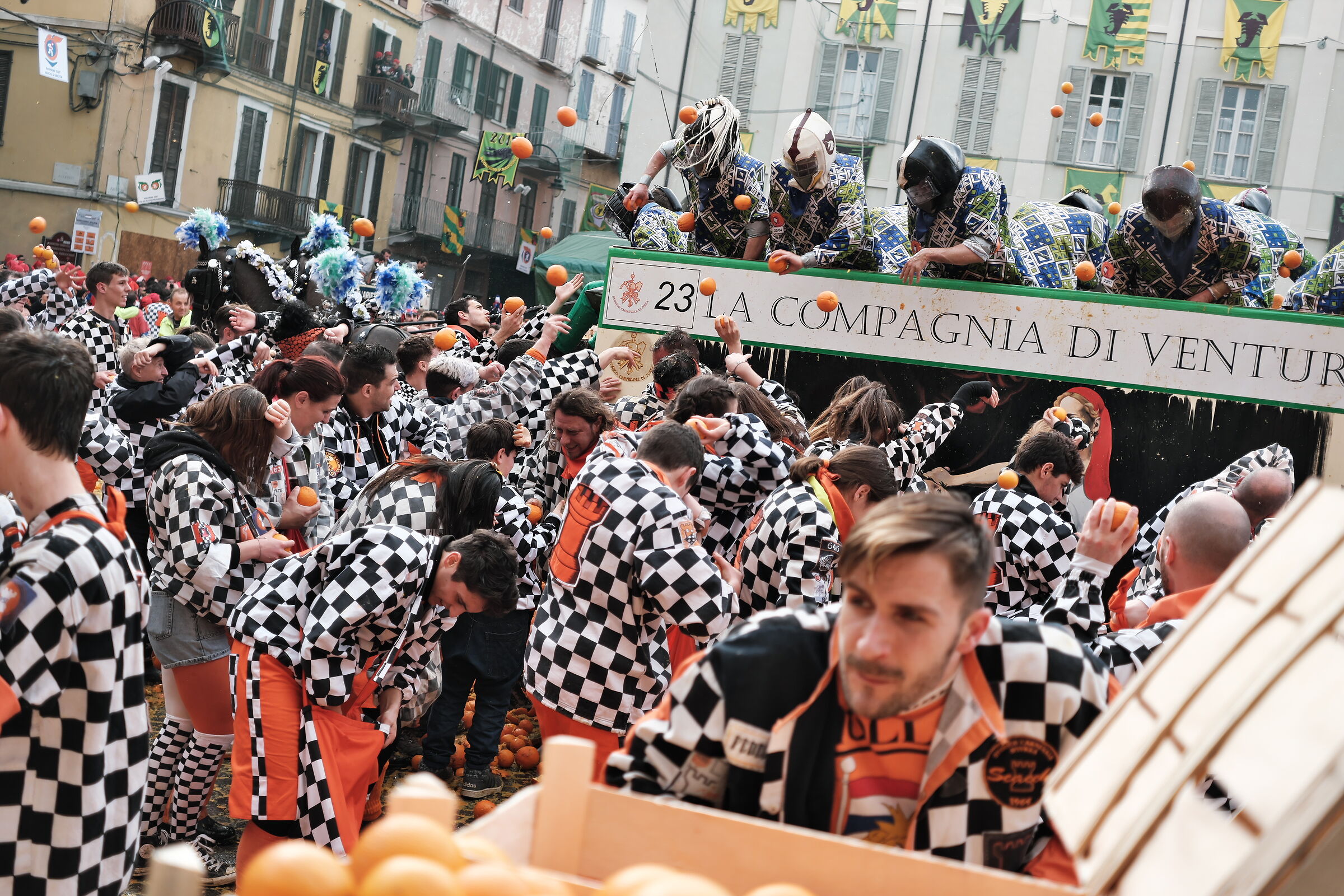 Ivrea, La battaglia delle arance