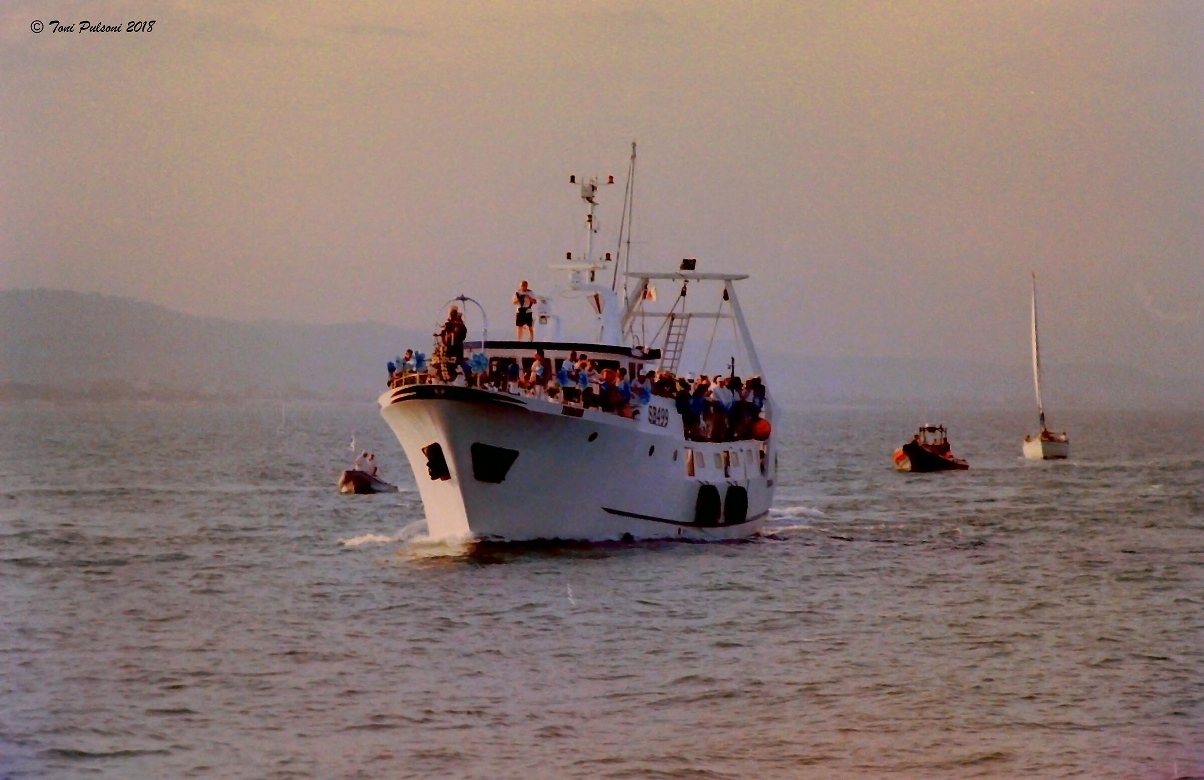 Processione sul mare