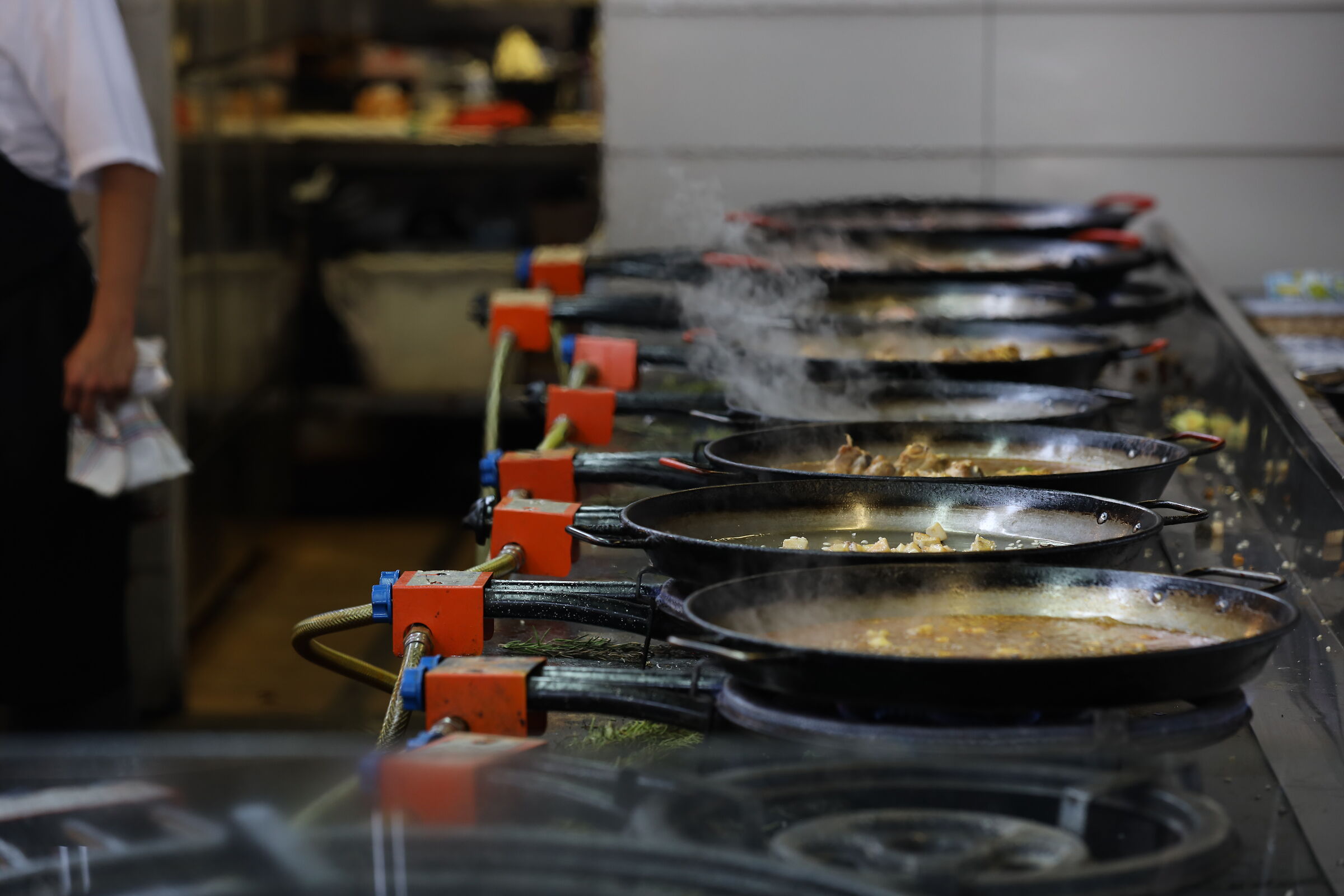 To each his Paella