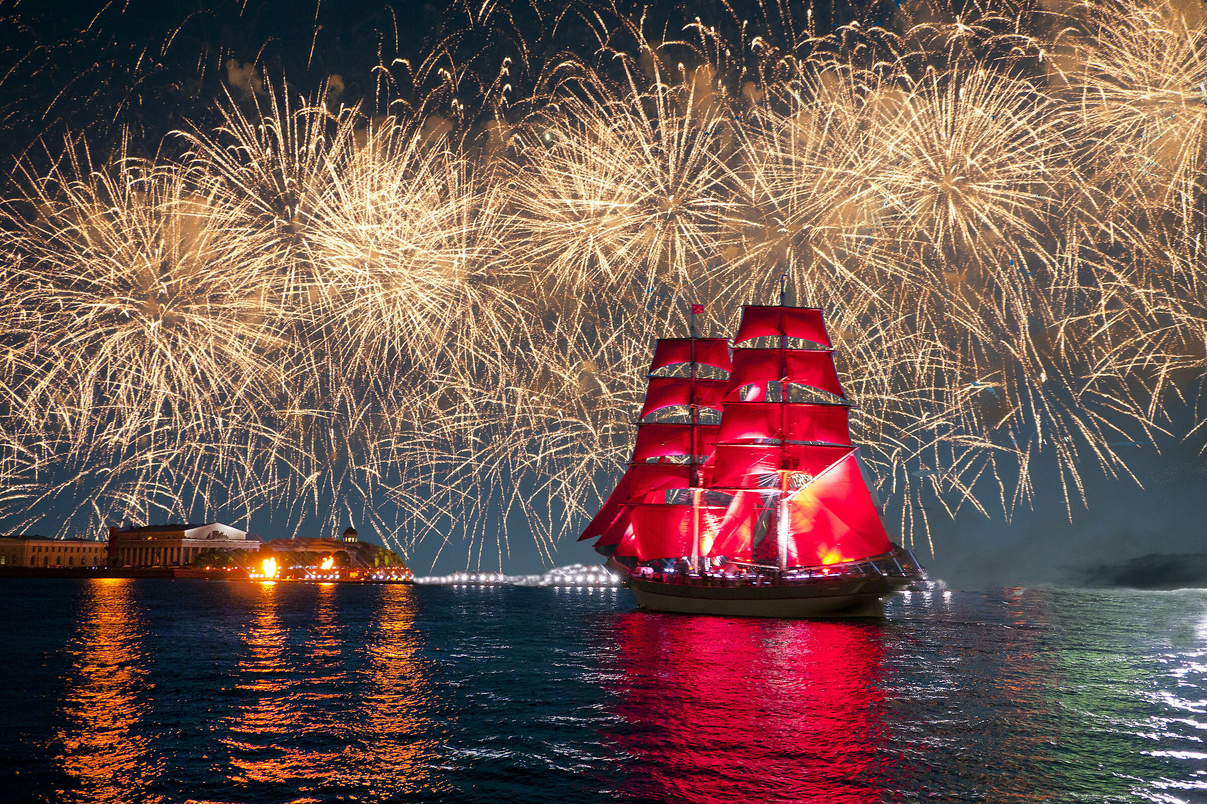 Festa sulla Neva a San Pietroburgo (Ru)