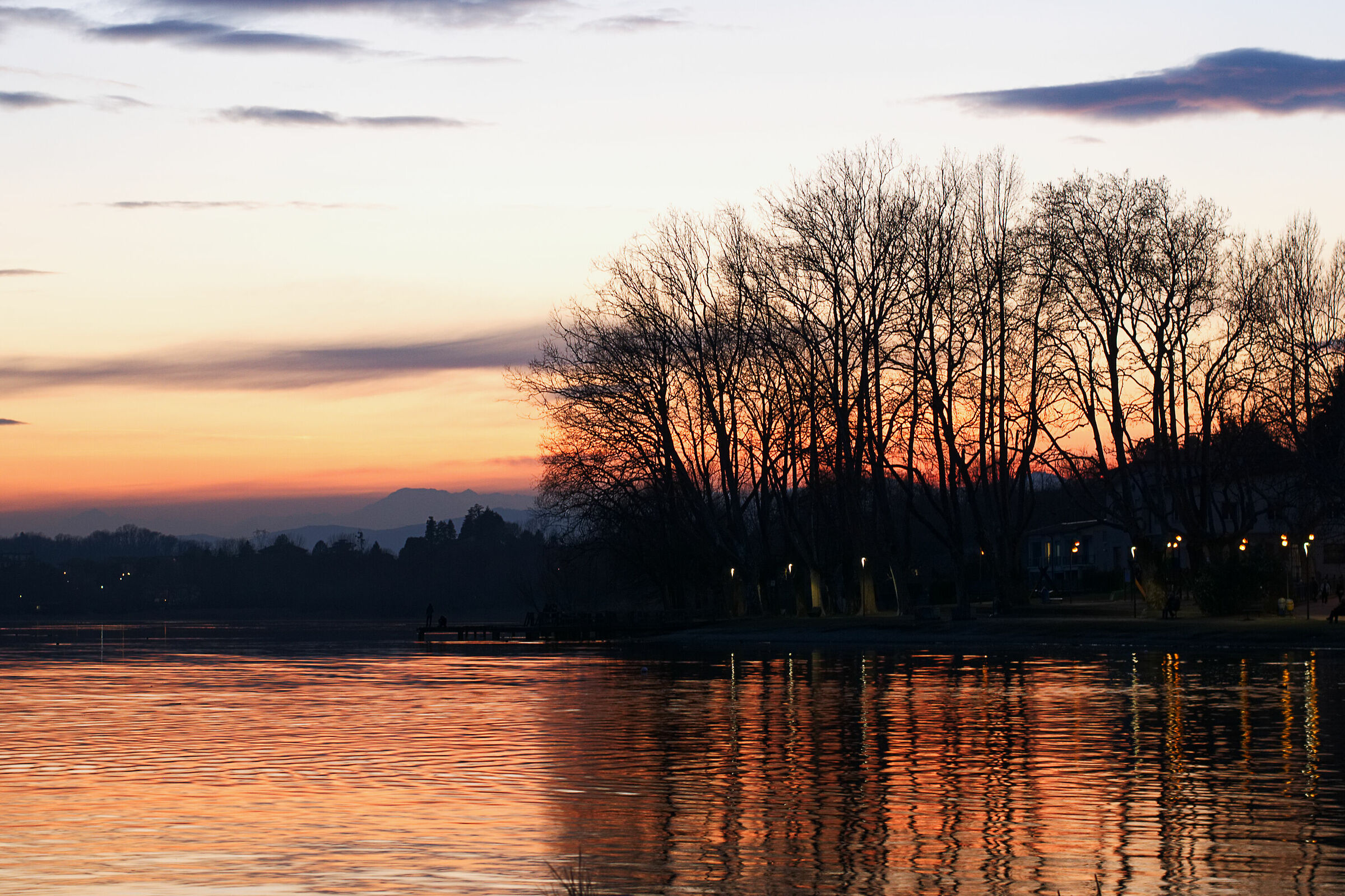Sul lago di Varese
