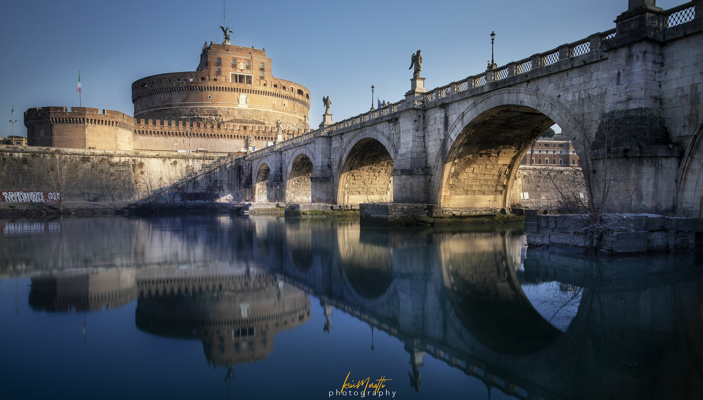 Under the River Tiber looking at the castle...