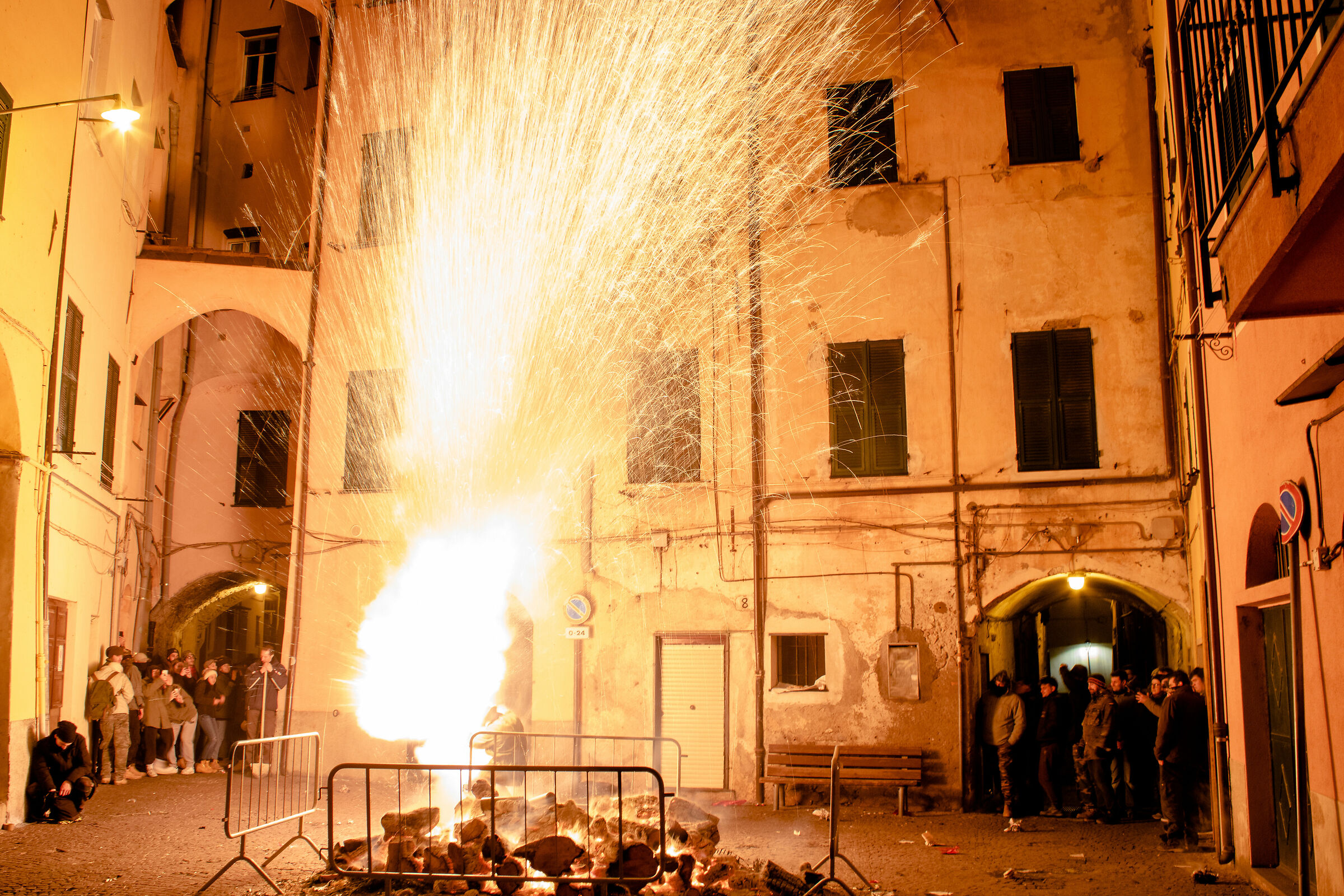 Esplosione nella tradizione