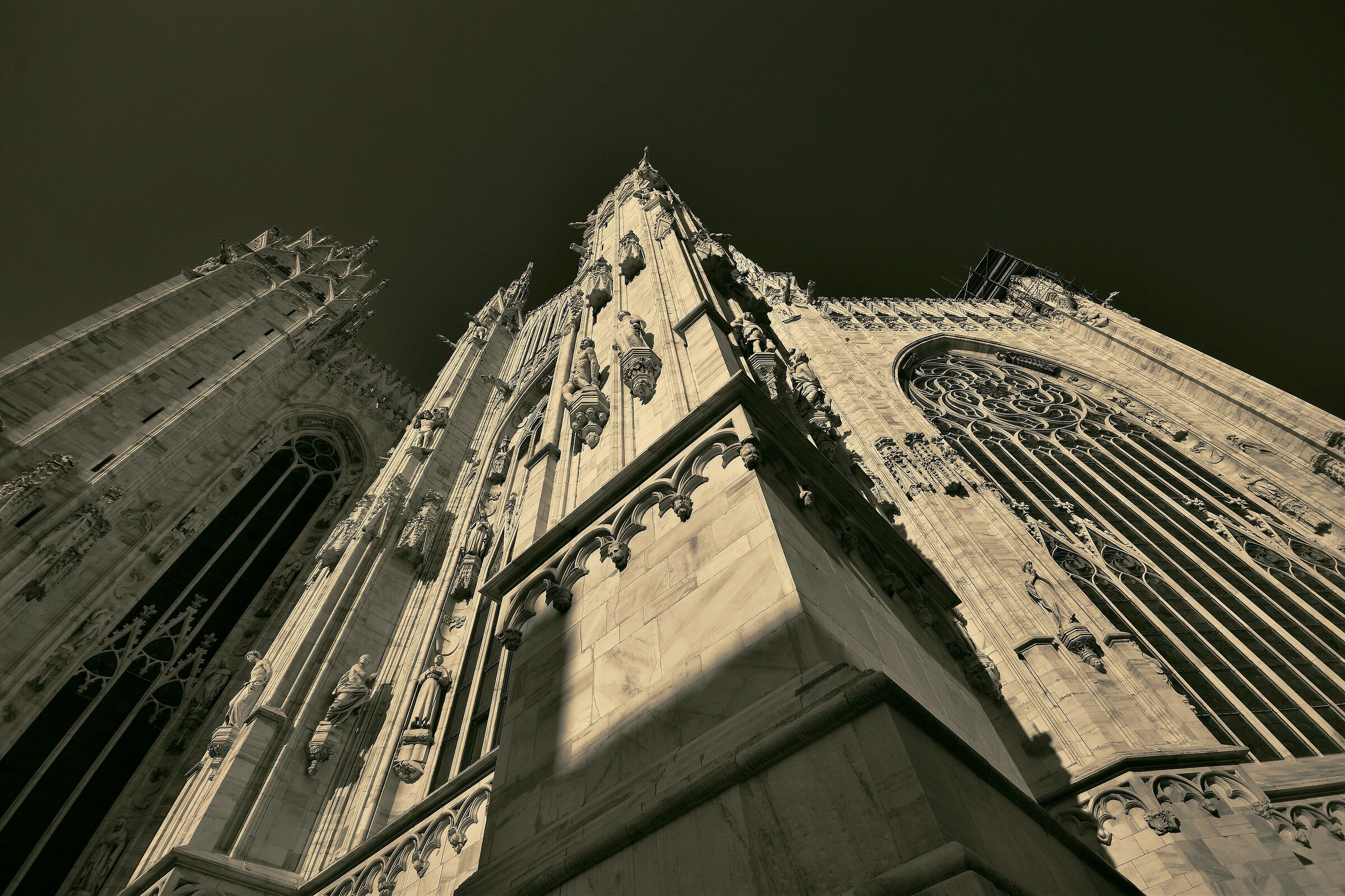 particolare del duomo