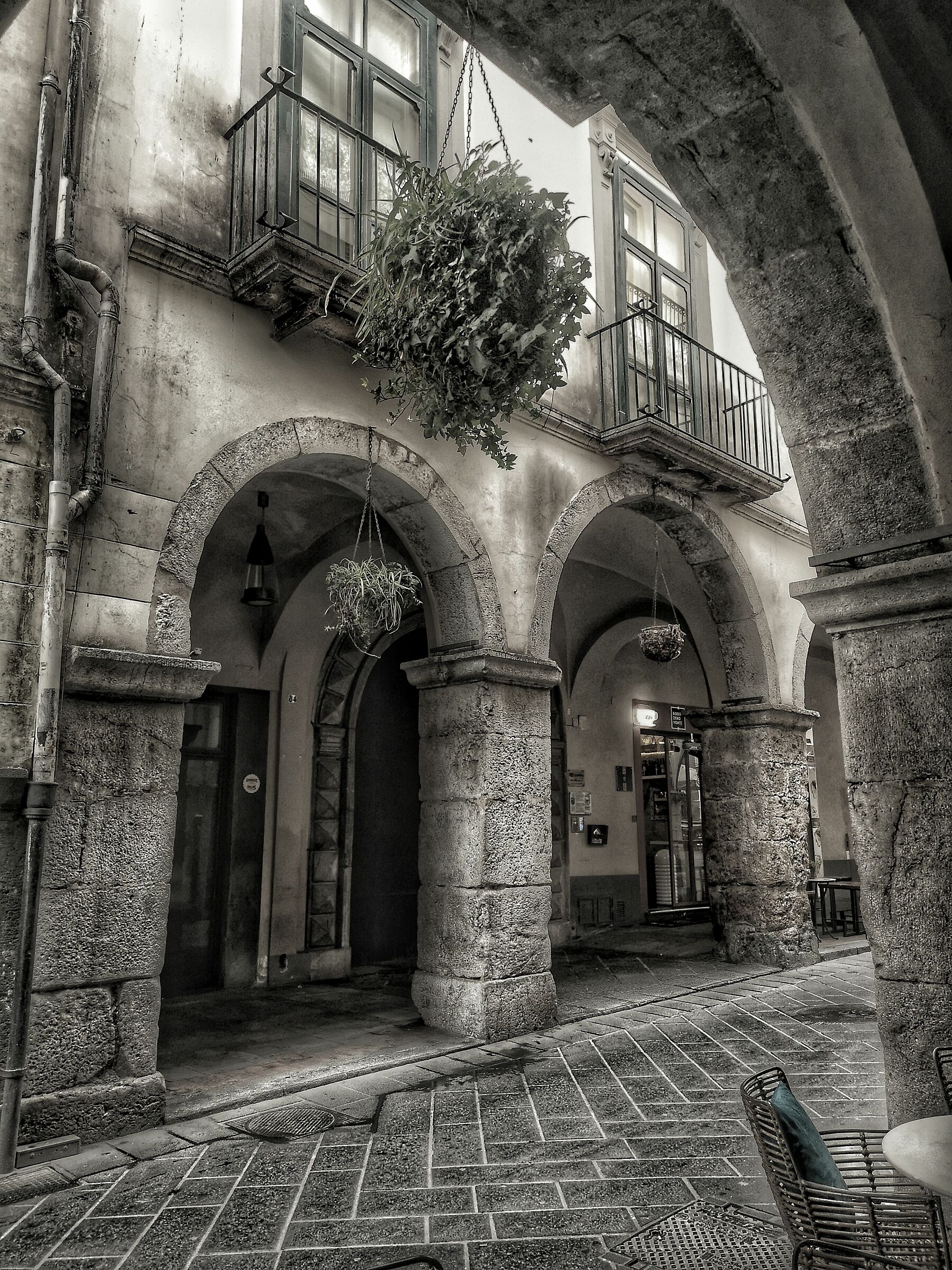 Portici a Cava de' Tirreni