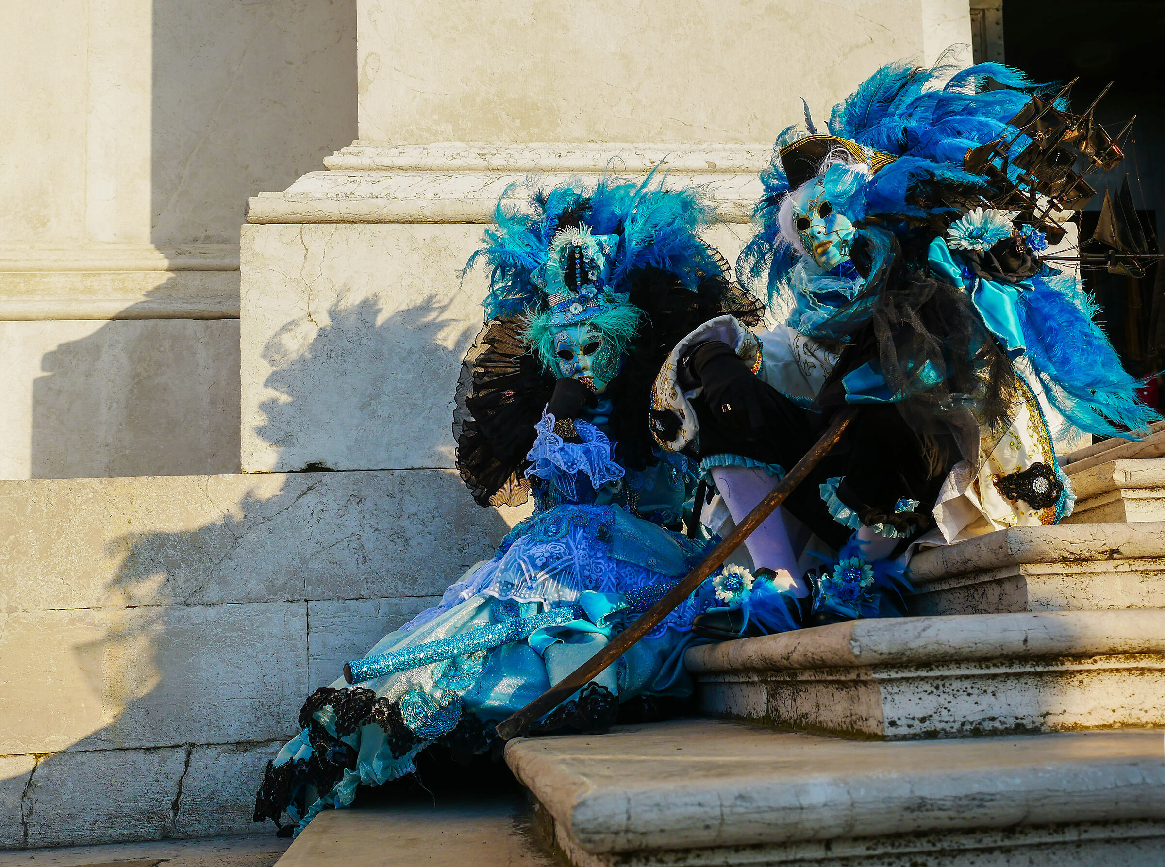 Maschere blu con veliero