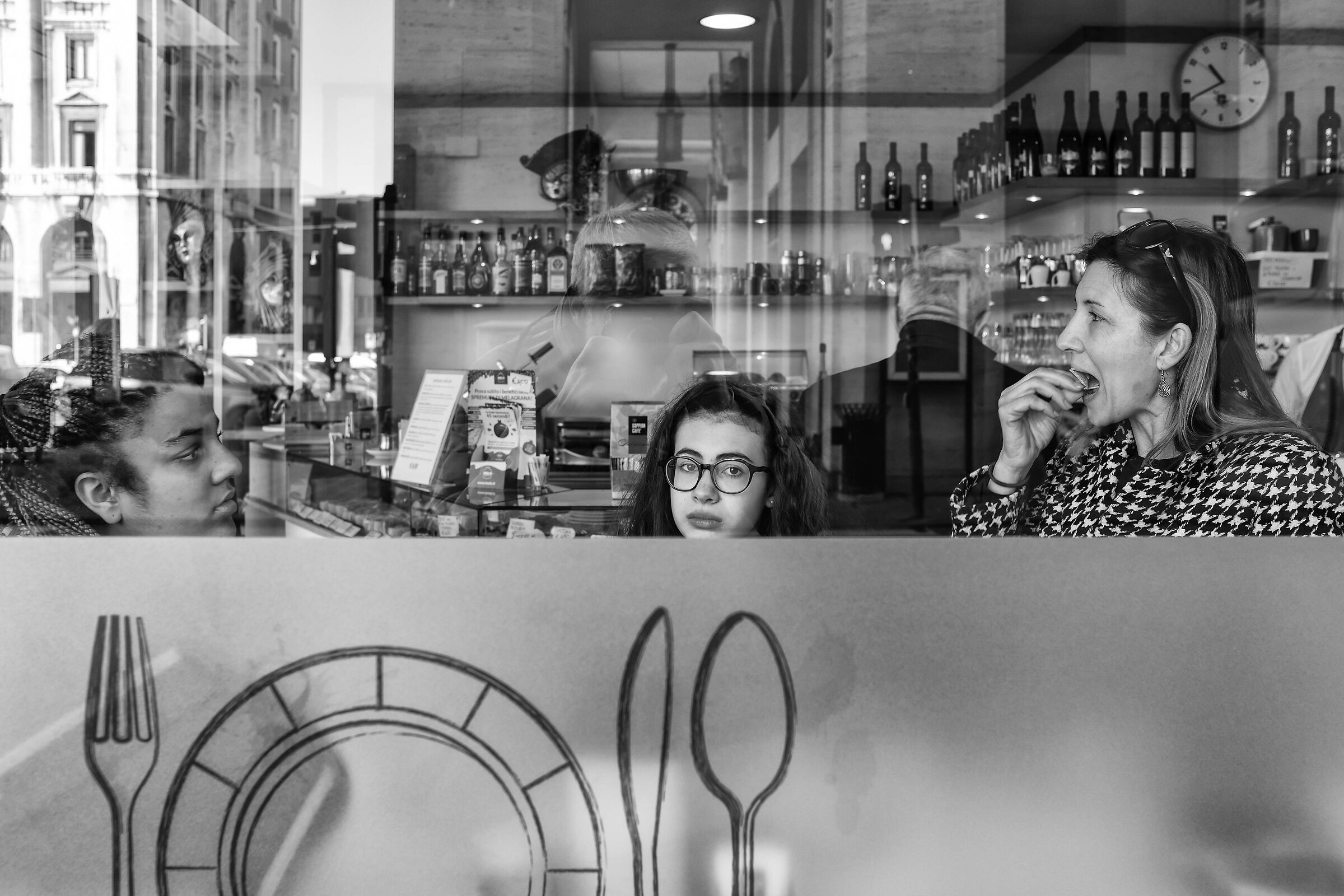 We were 3 girlfriends at the bar