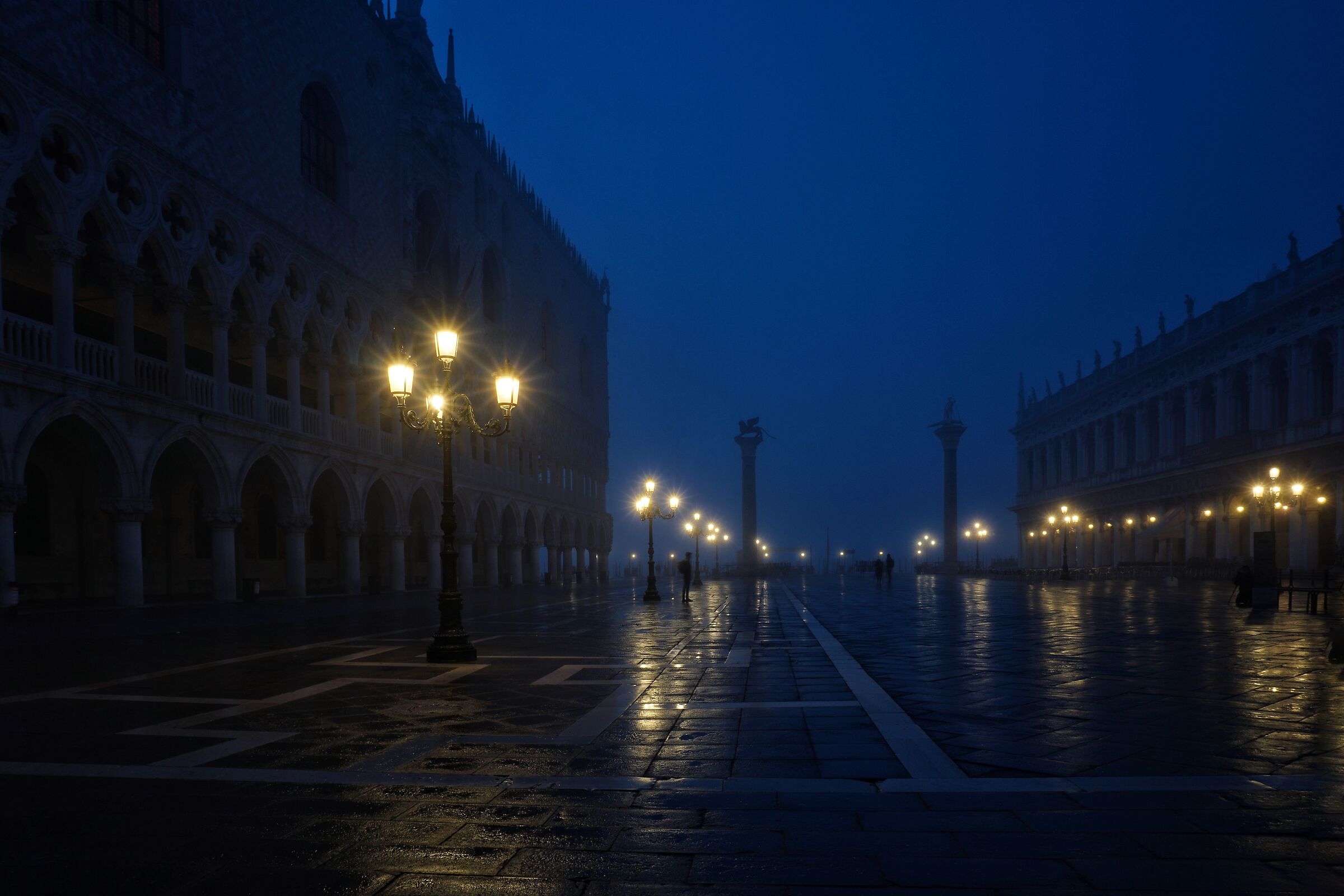 Blue Hour... Waiting for P'alba