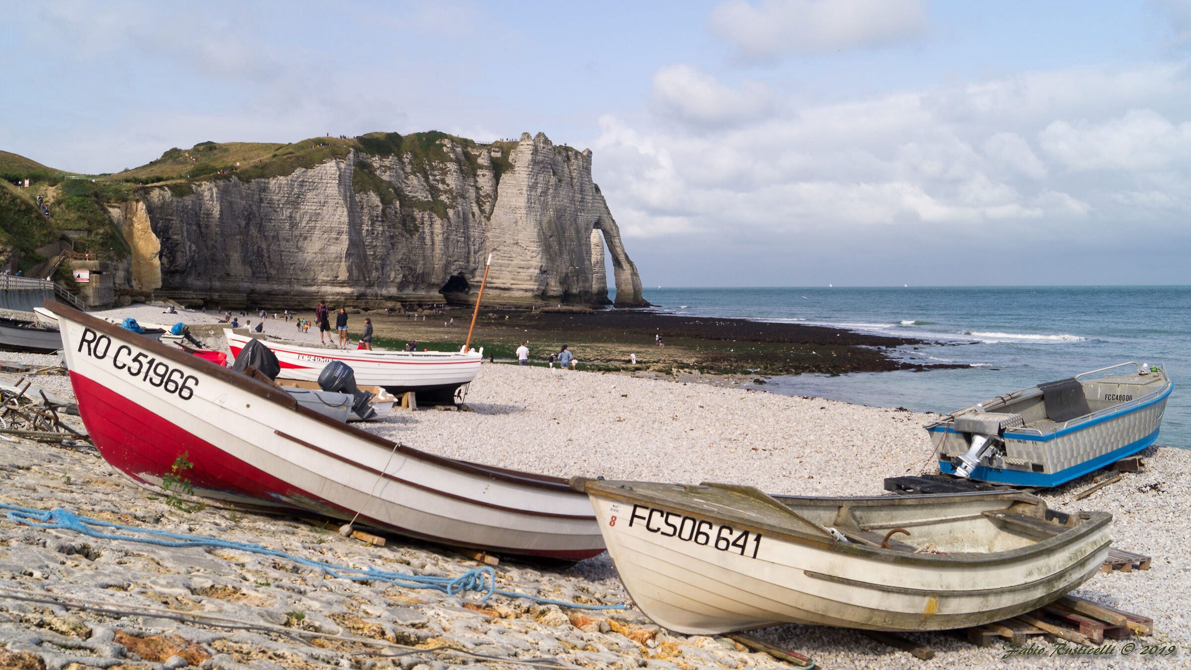 Étretat, his crags his boats......