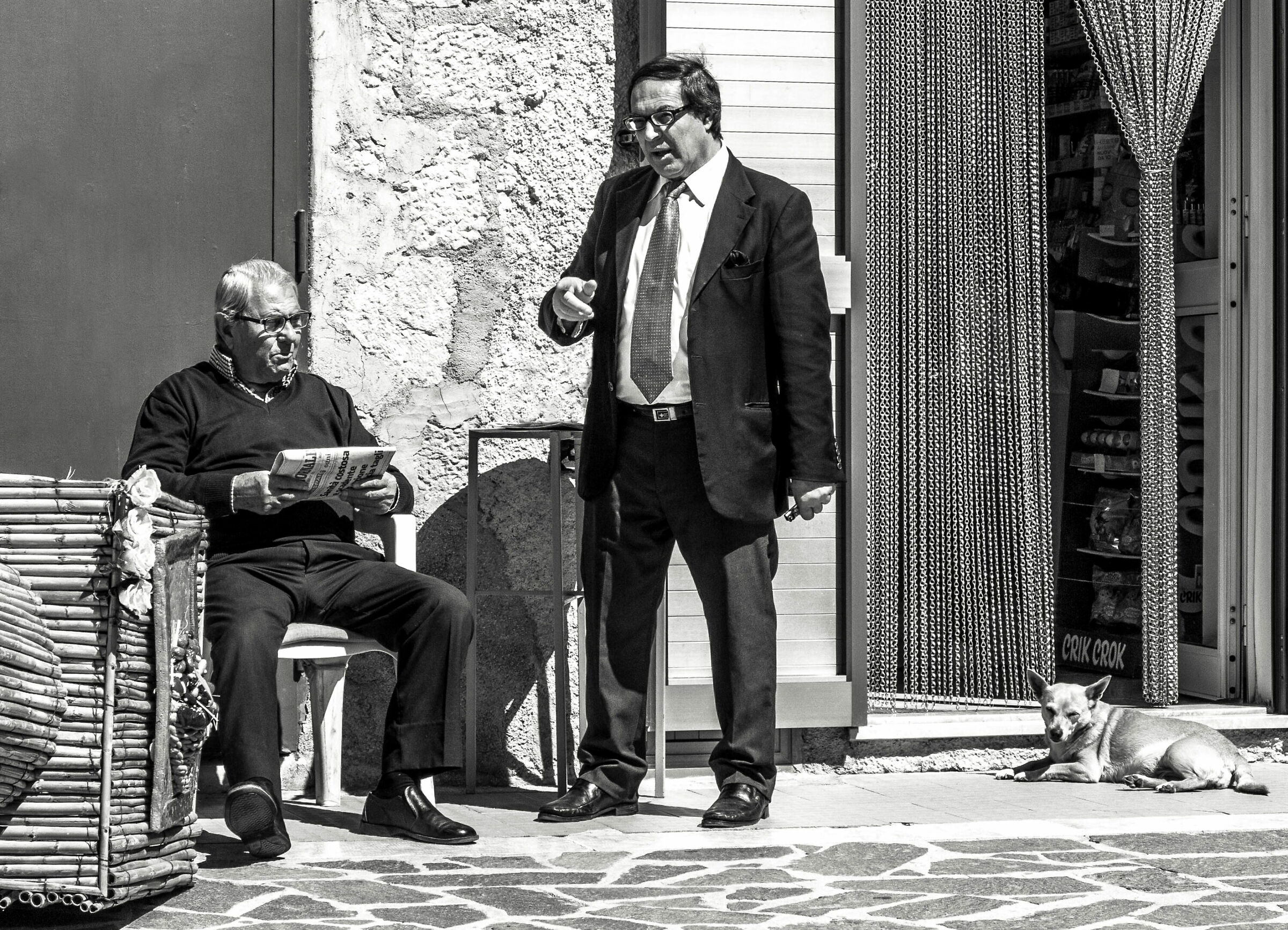 The gestuality of the South