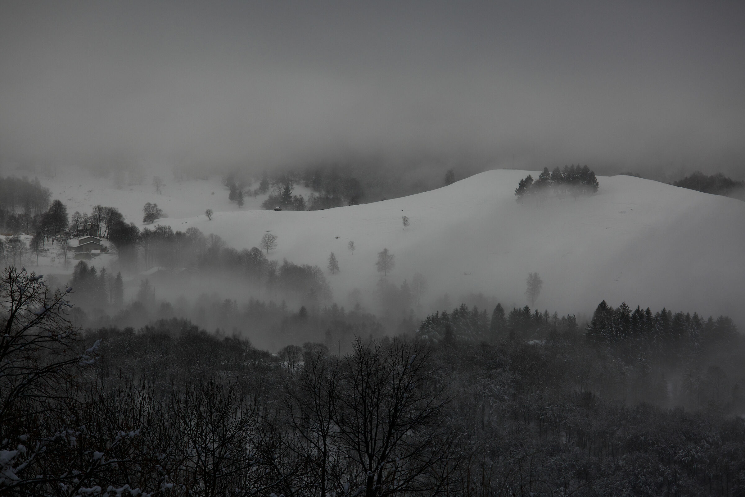 Alba in Val d'Intelvi