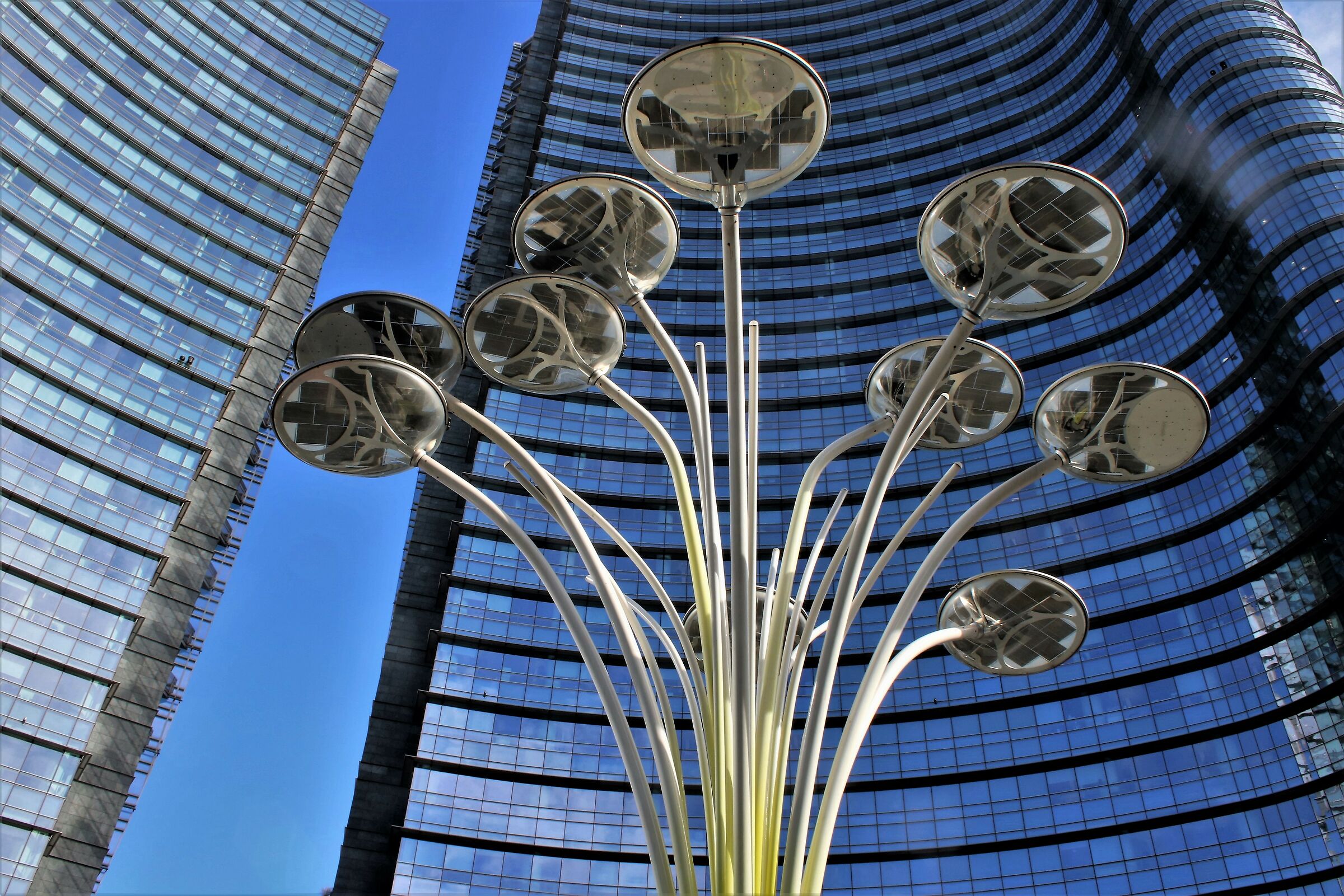 Piazza Gae Aulenti