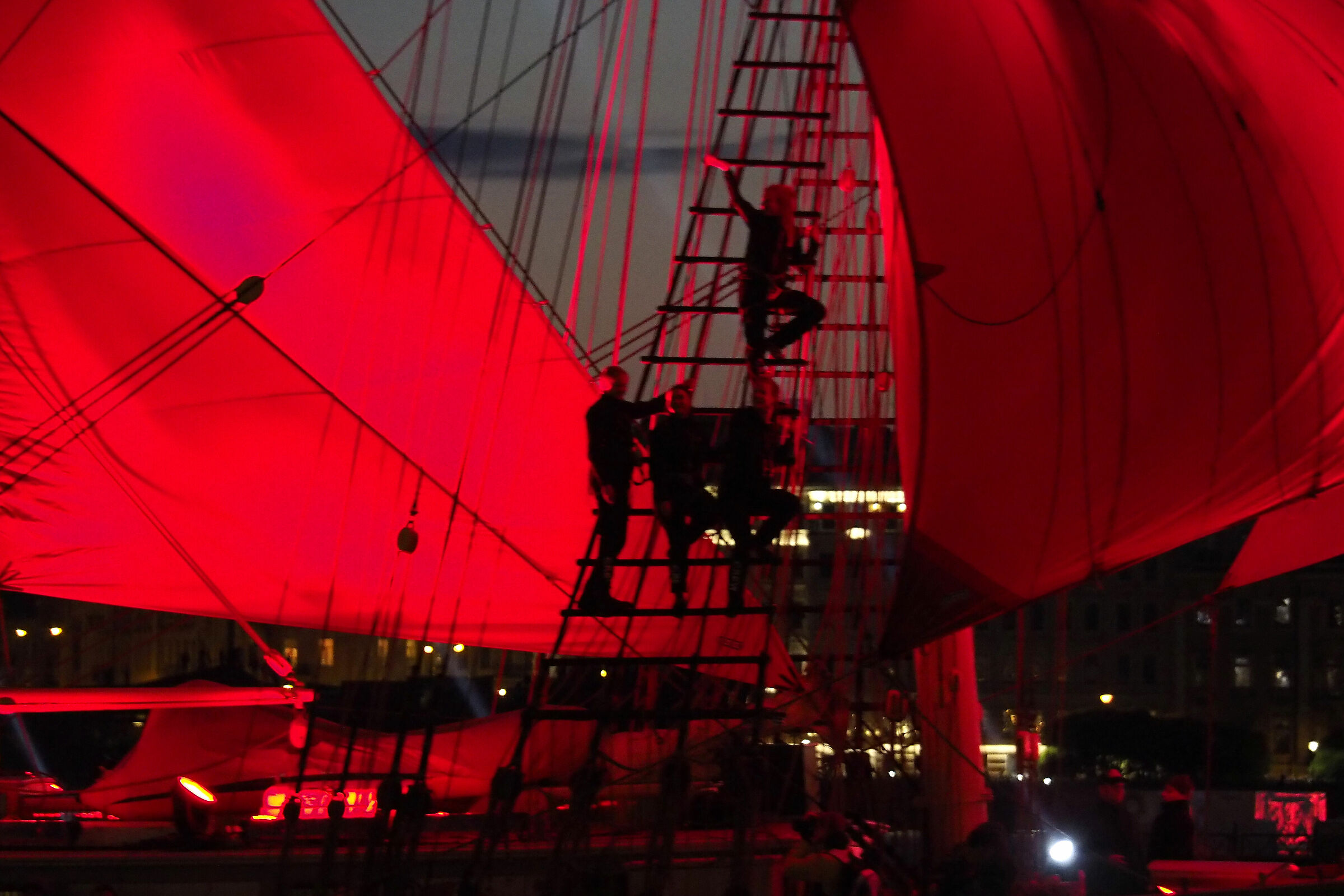 Festa sulla Neva . San Pietroburgo.( Ru)