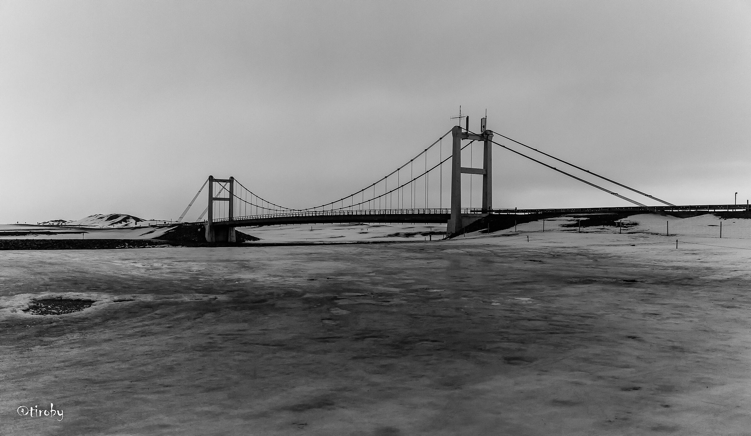 Jokulsarlon lagoon and beach