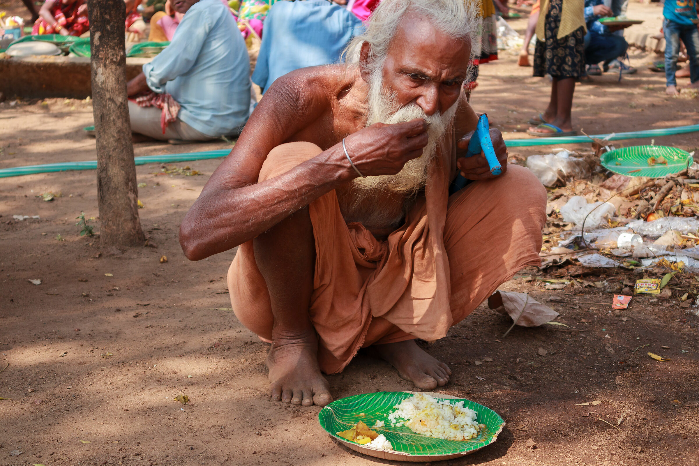 India:Orissa.Il Pasto del Sadhu a Joranda.
