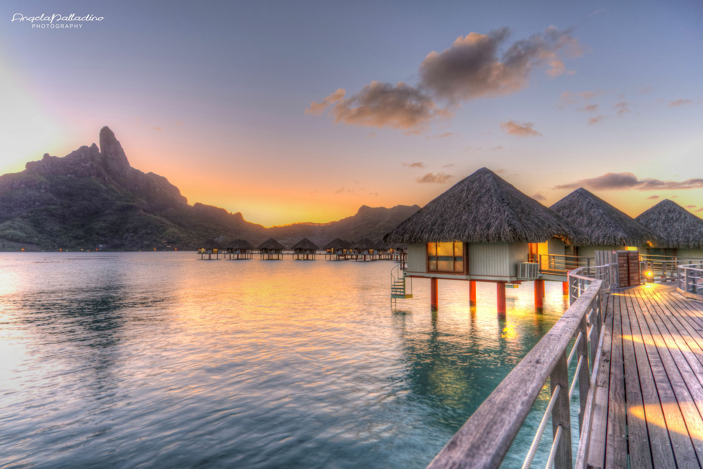 Tramonto a Bora Bora