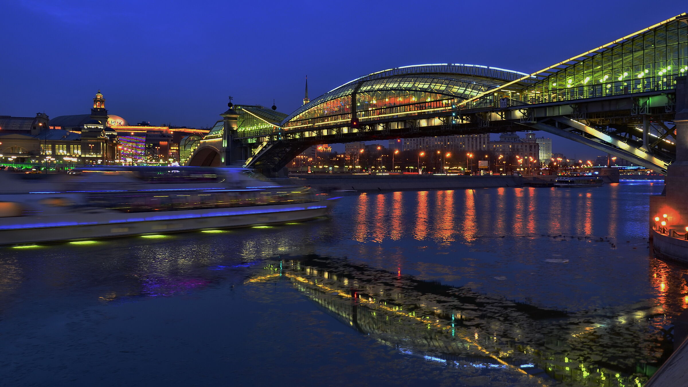 Bogdan Khmelnitsky Bridge (Mosca)
