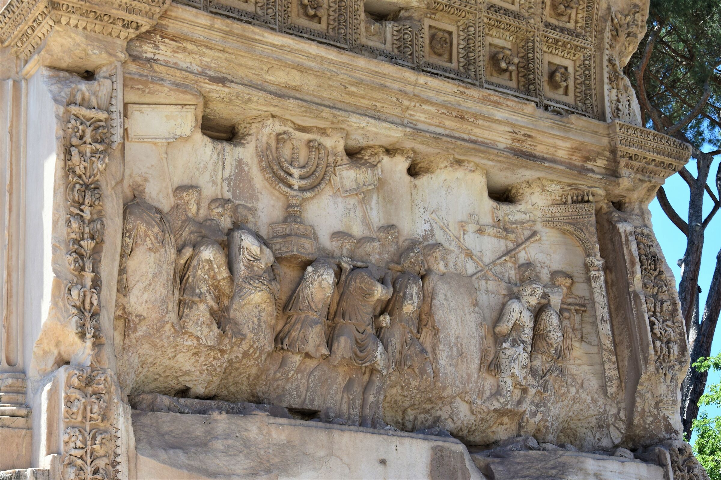 Arco di Tito (detail)