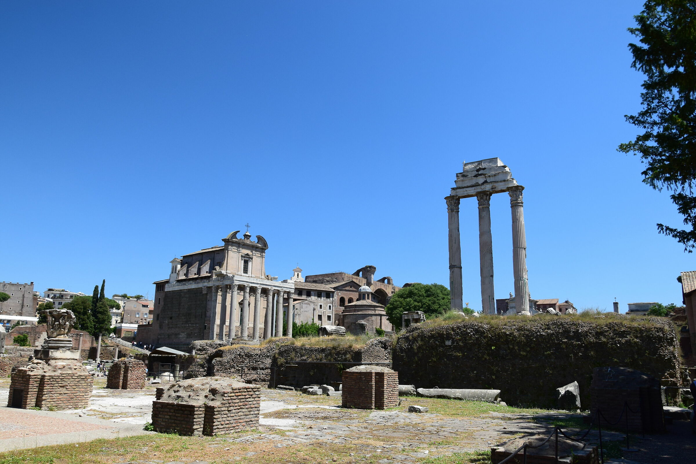 Temple of Antoninus and Faustina and temple of the Dioscuri