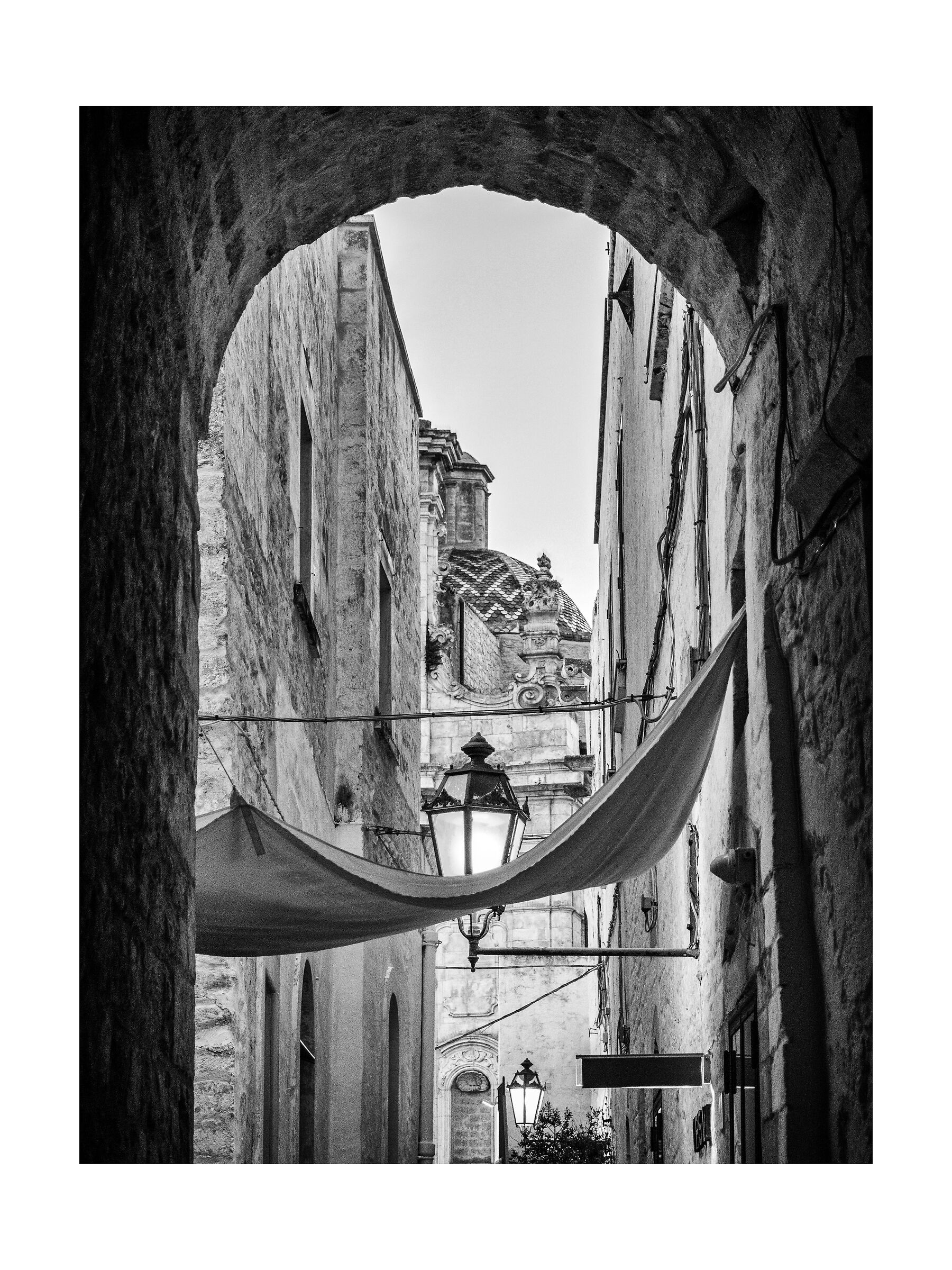 Trai the alleys of Ostuni