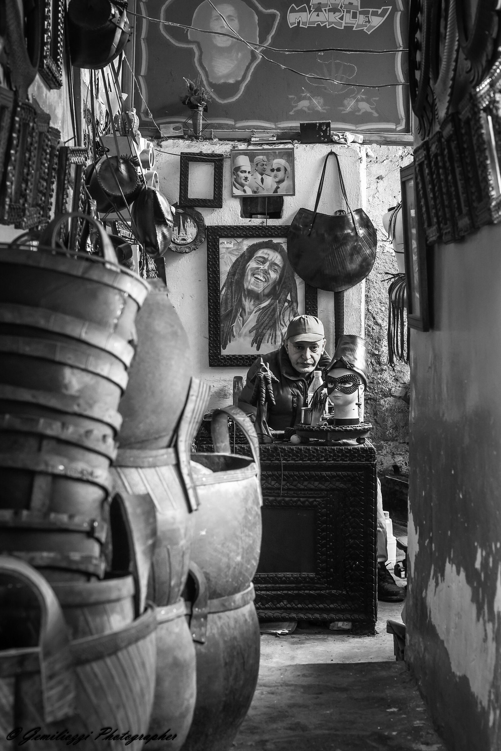 Ogni mondo e' paese...