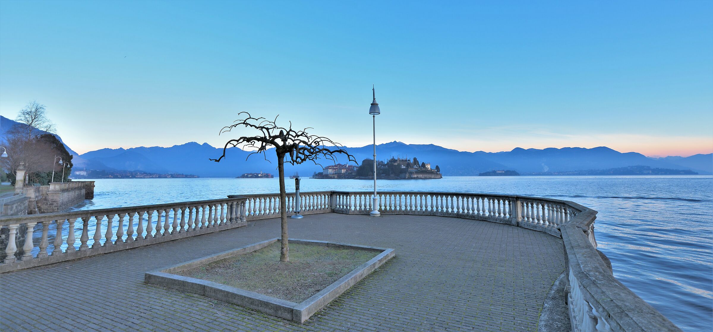 From the lakefront of Stresa