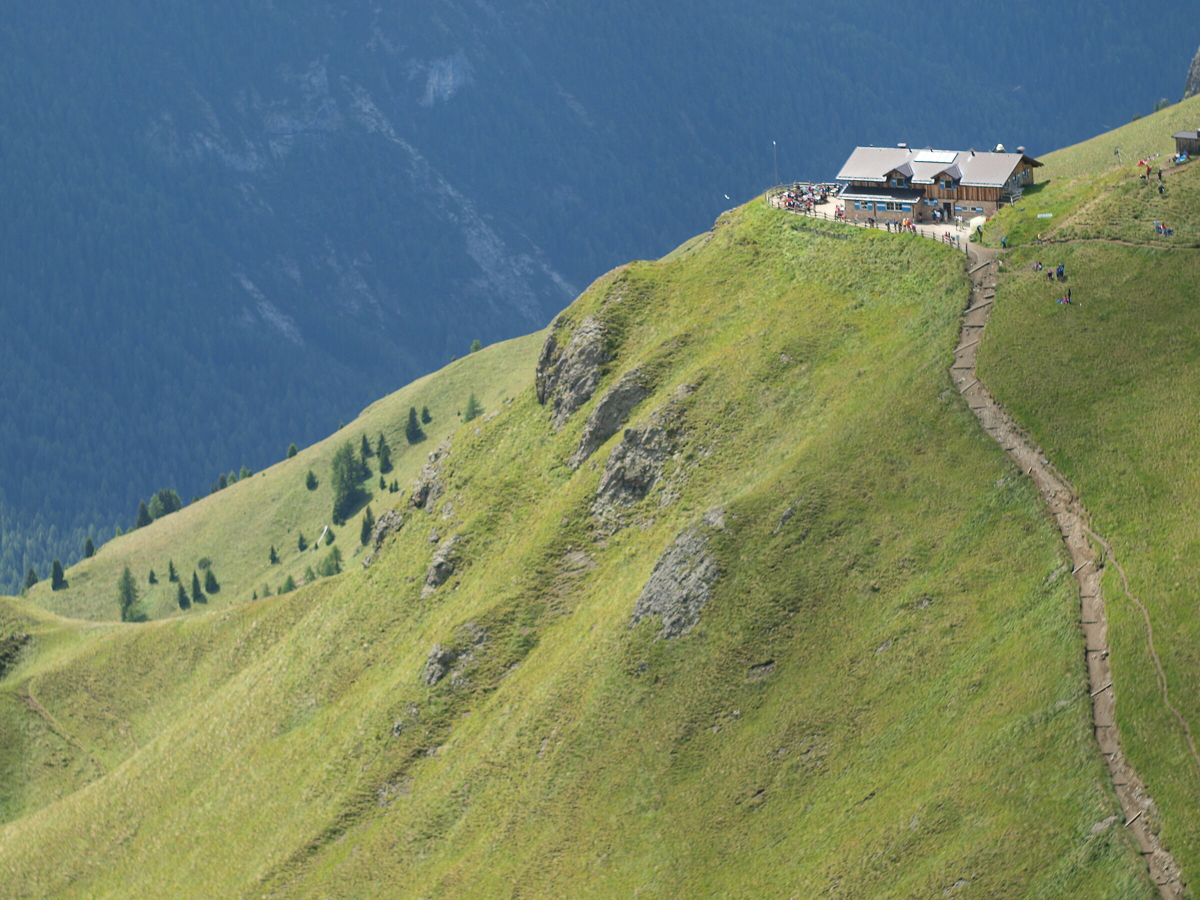 Refuge Viel del Pan, Passo Pordoi.