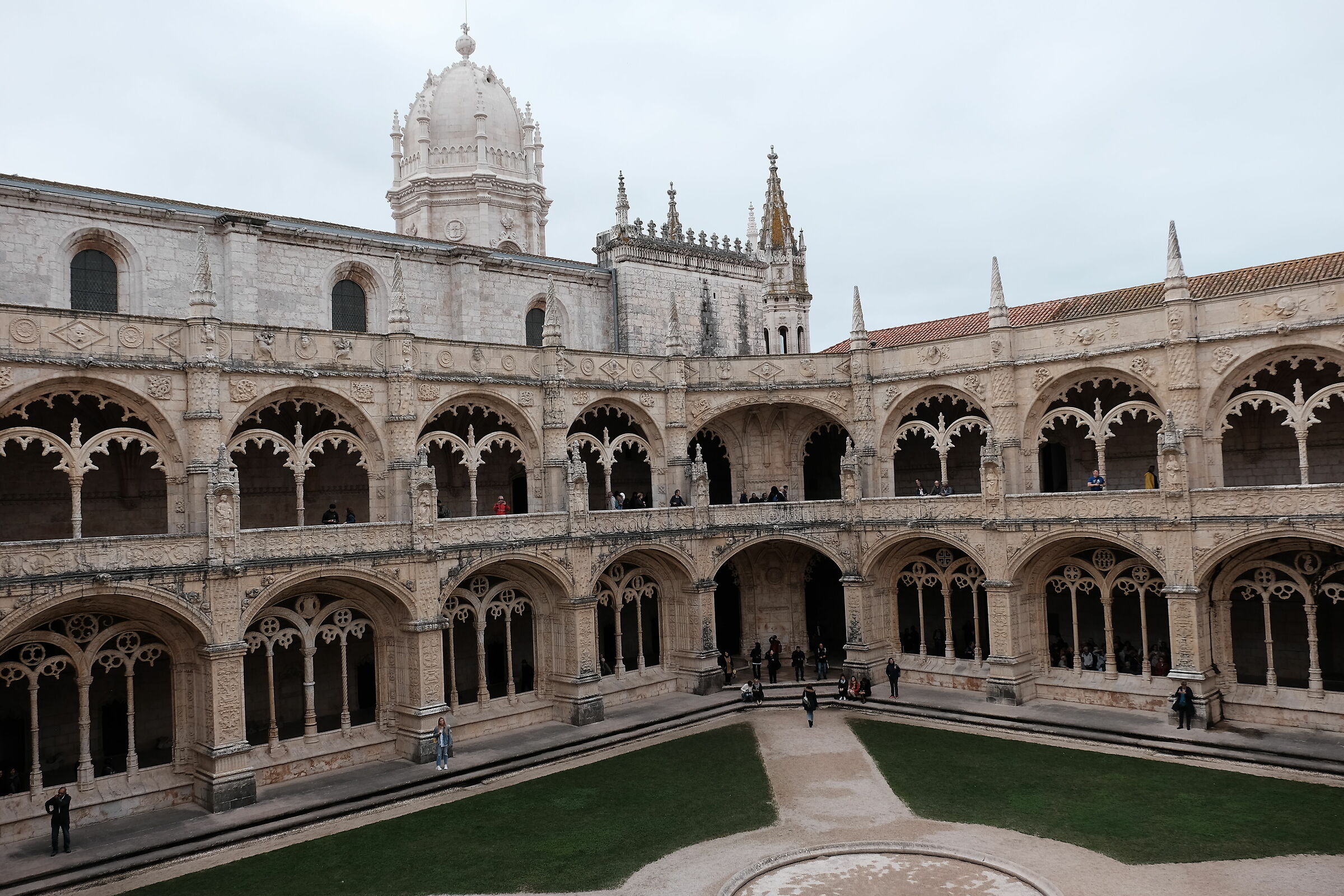 Interno LOs Jeronimos
