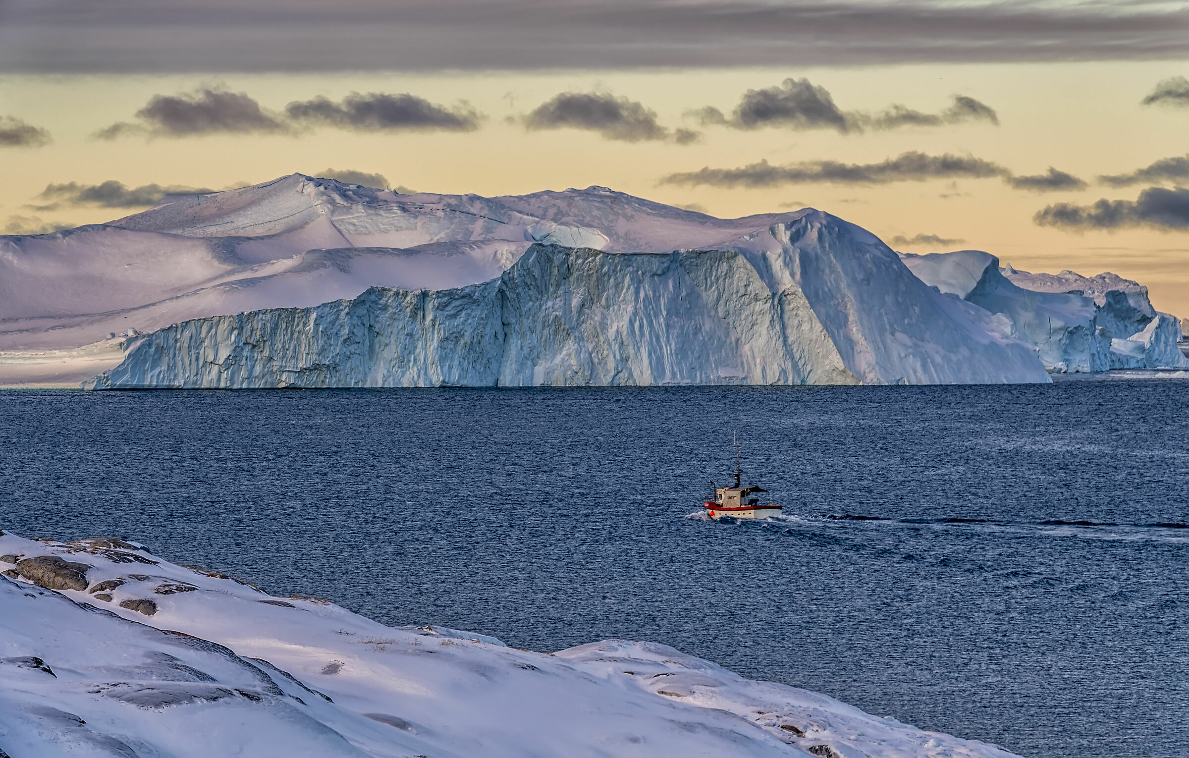 The Colors of the Arctic