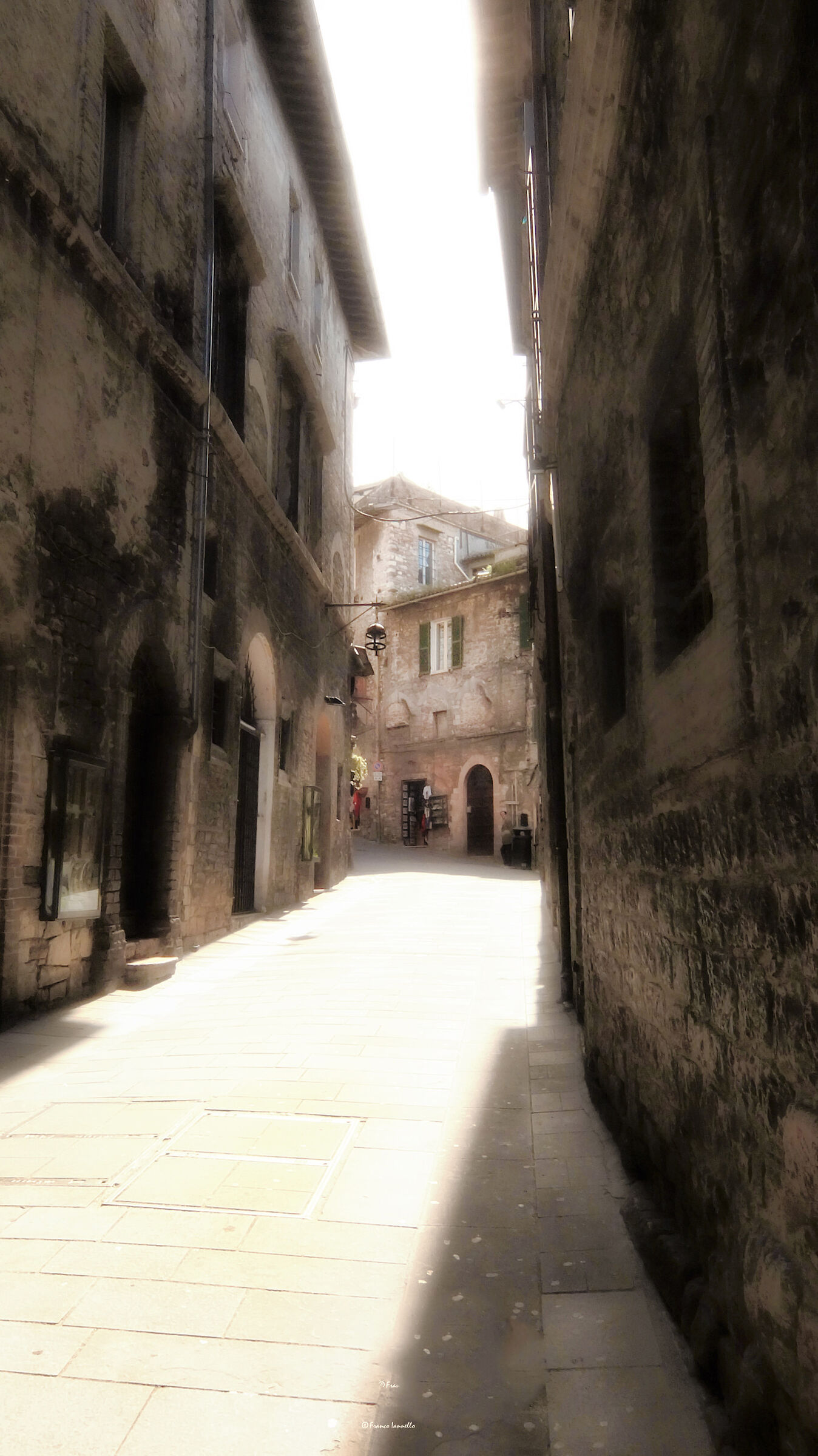 Per i vicoli di Assisi