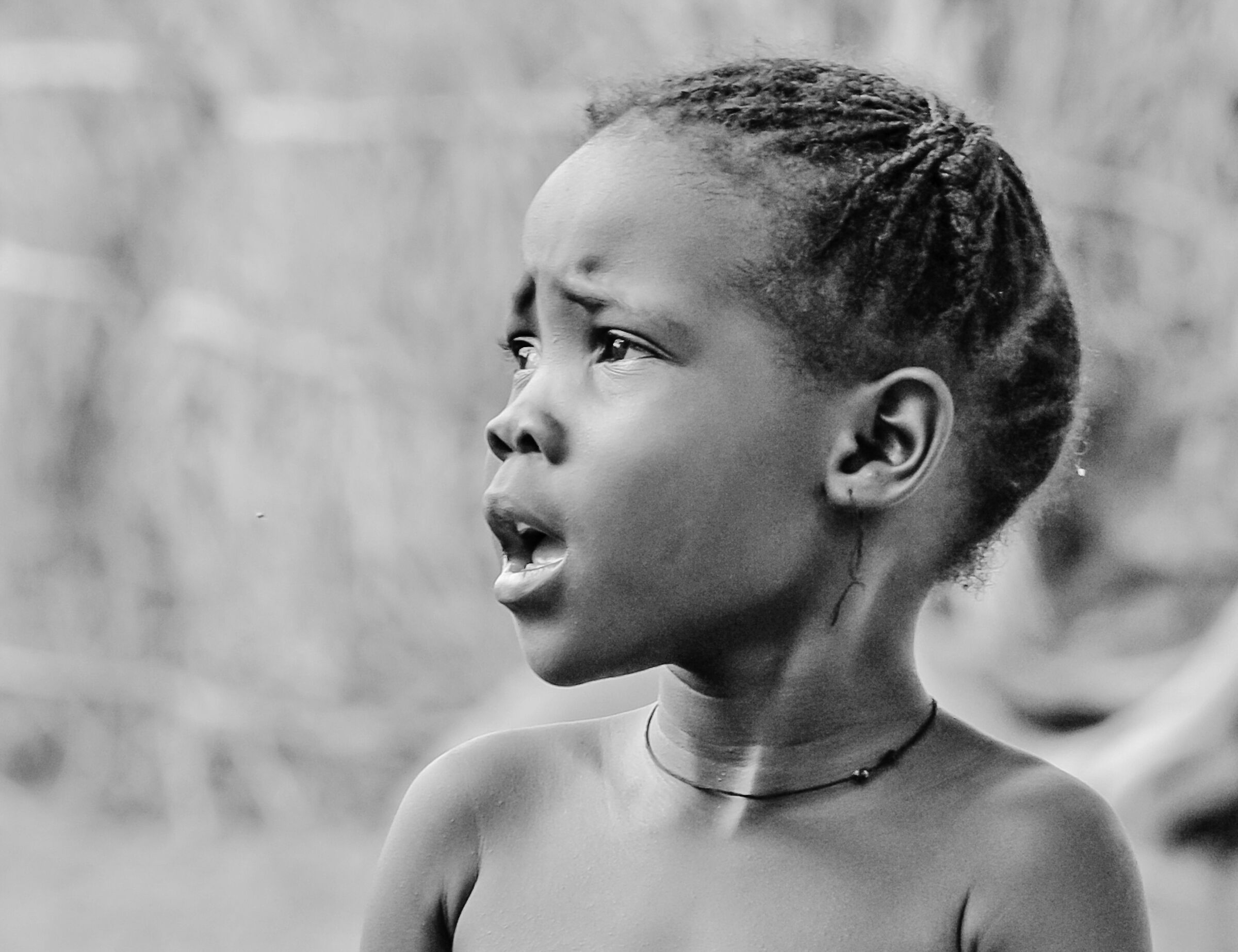 The Little singer Damara