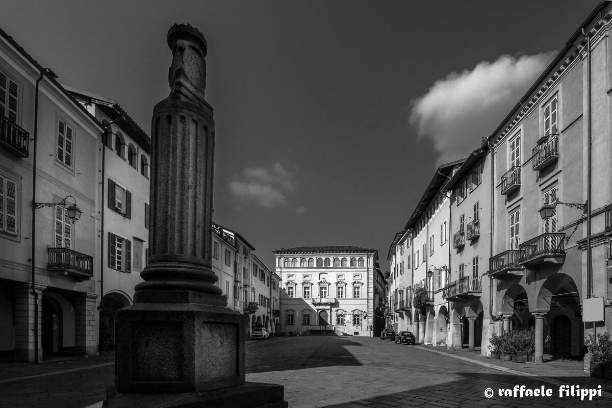 Piazza Cisterna-Biella Piazzo