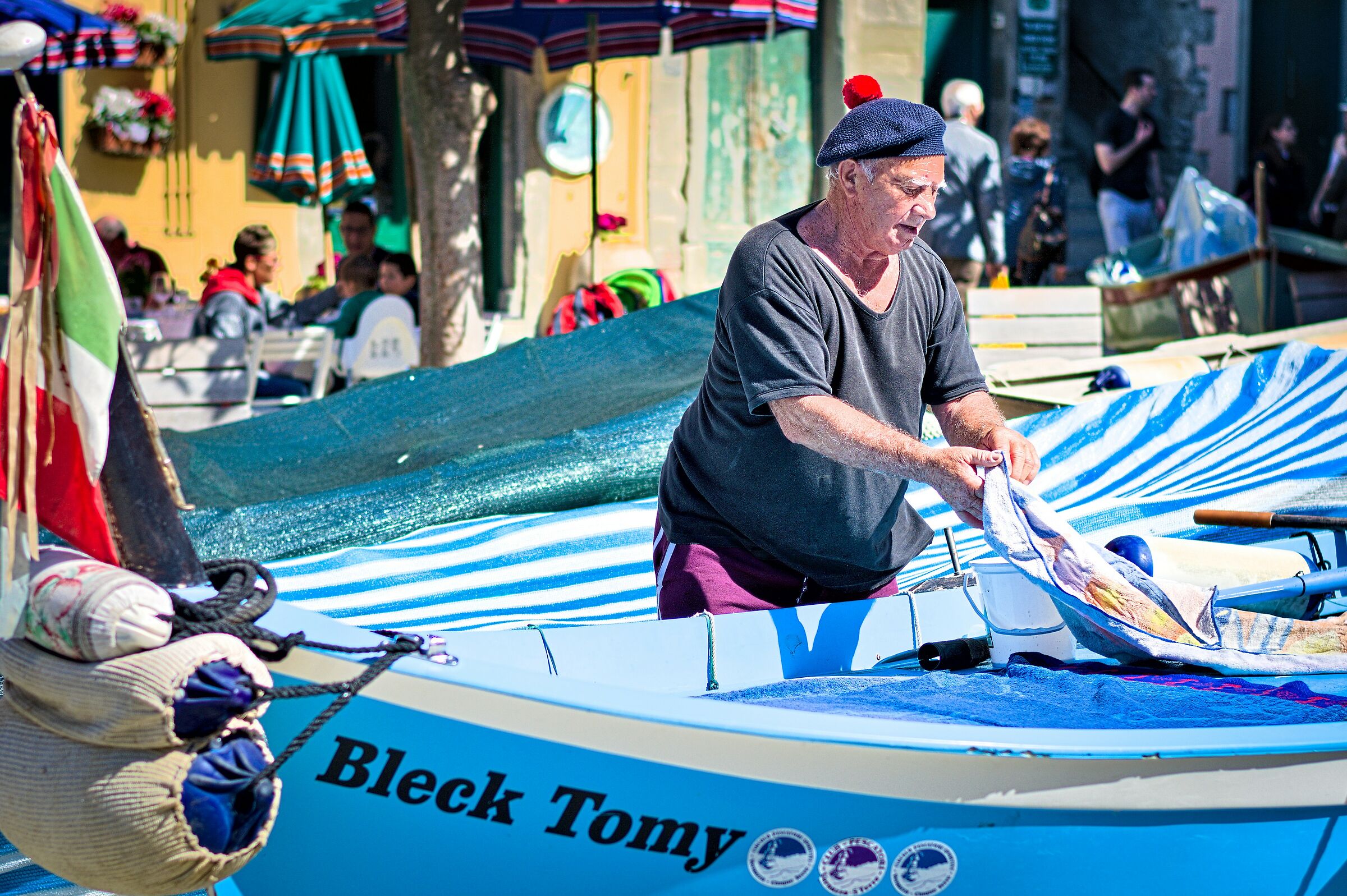 Pescatore Indaffarato