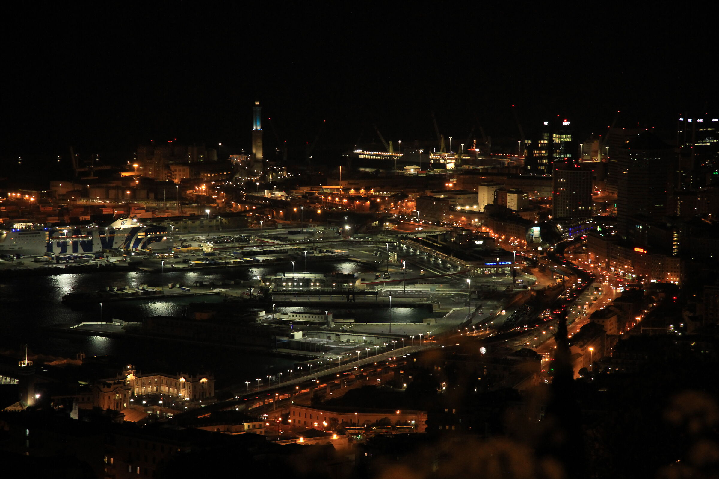 Genova notturna