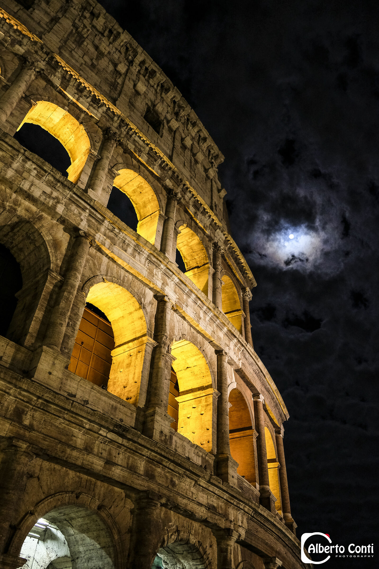 Colosseo di notte