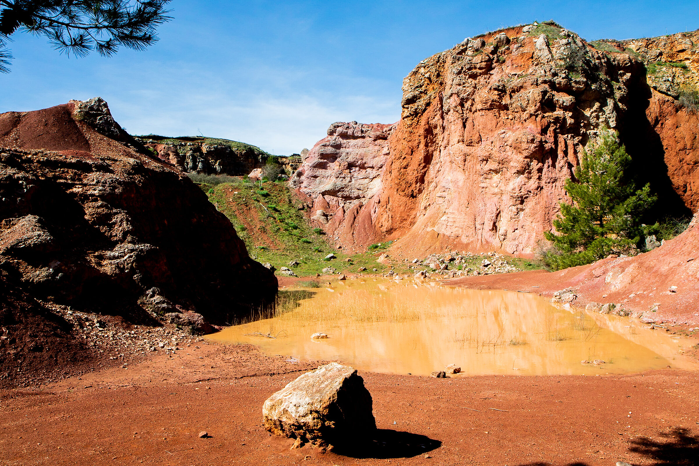 Cave di Bauxite a Spinazzola
