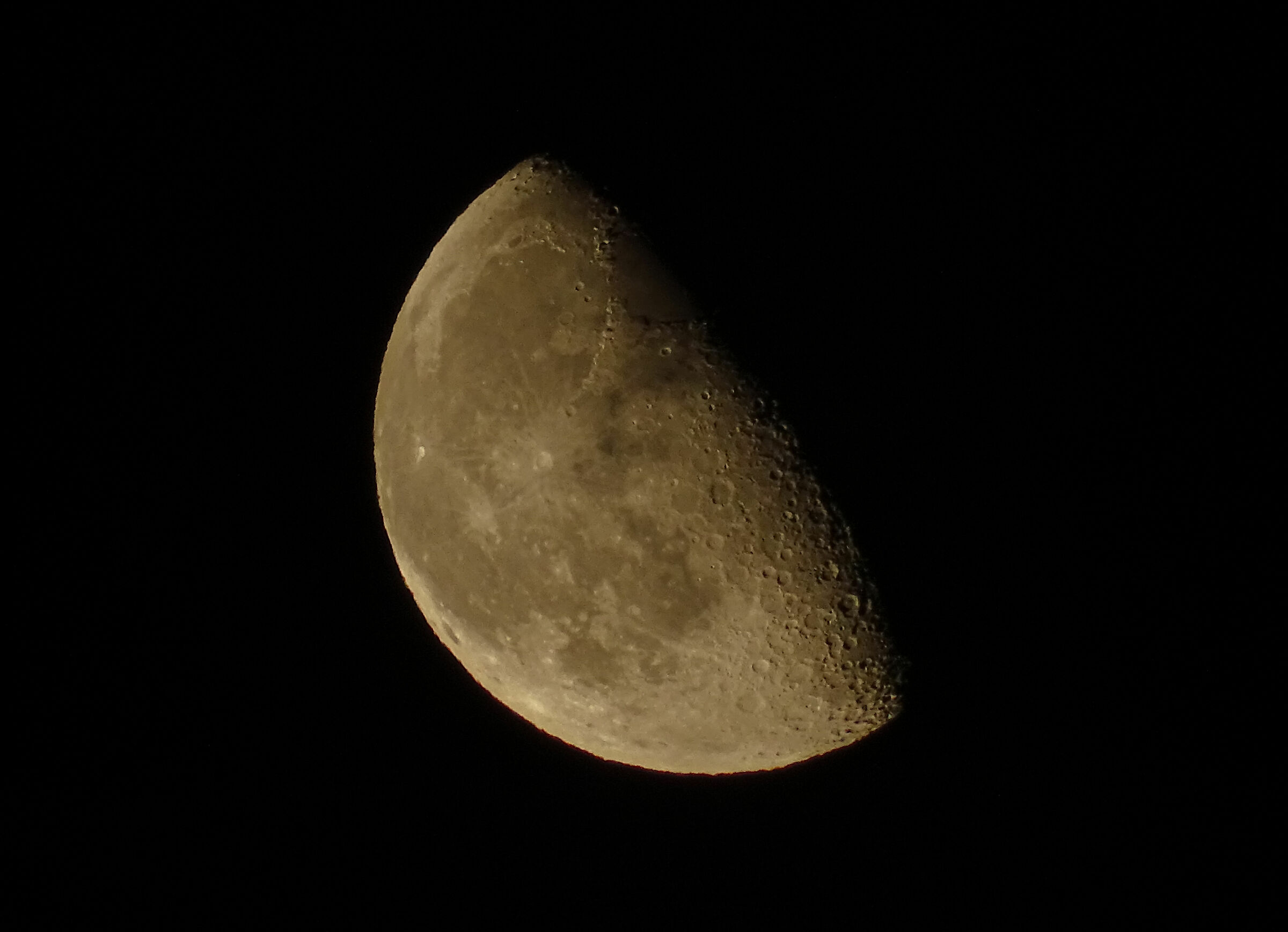 Luna all'ultimo quarto