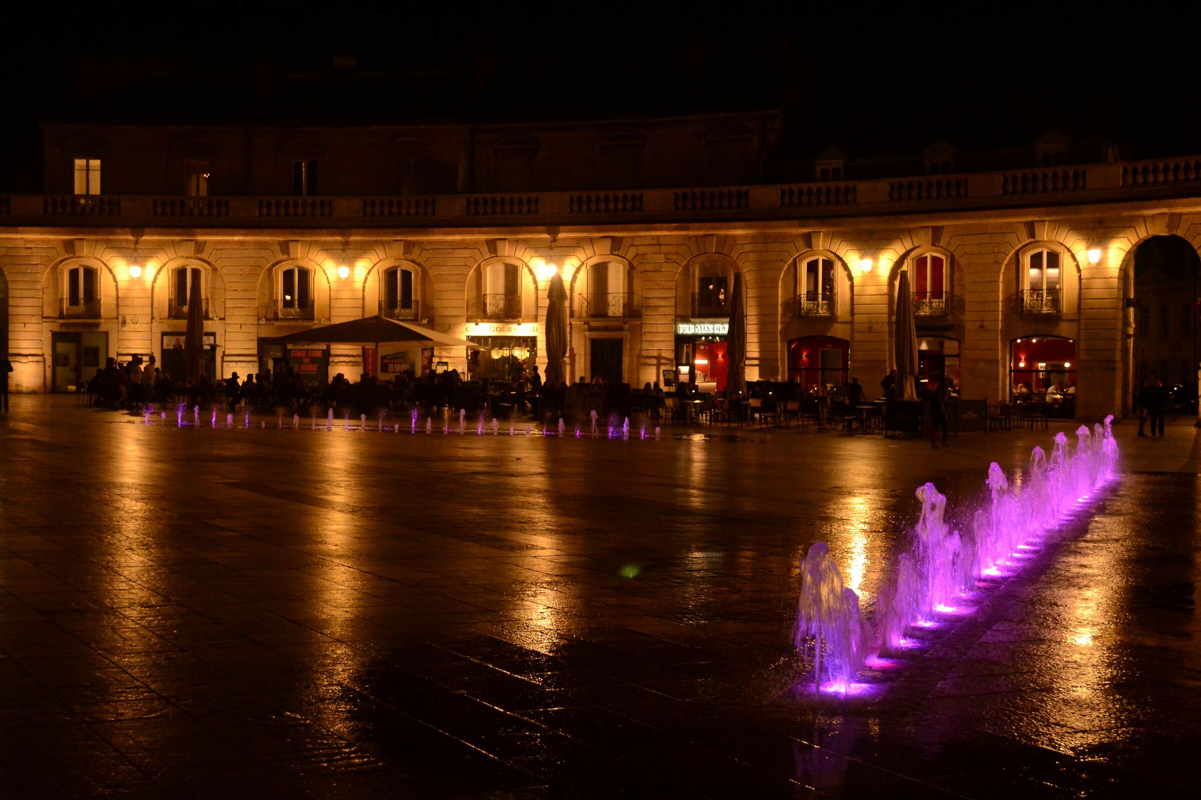 In the Square in Dijon