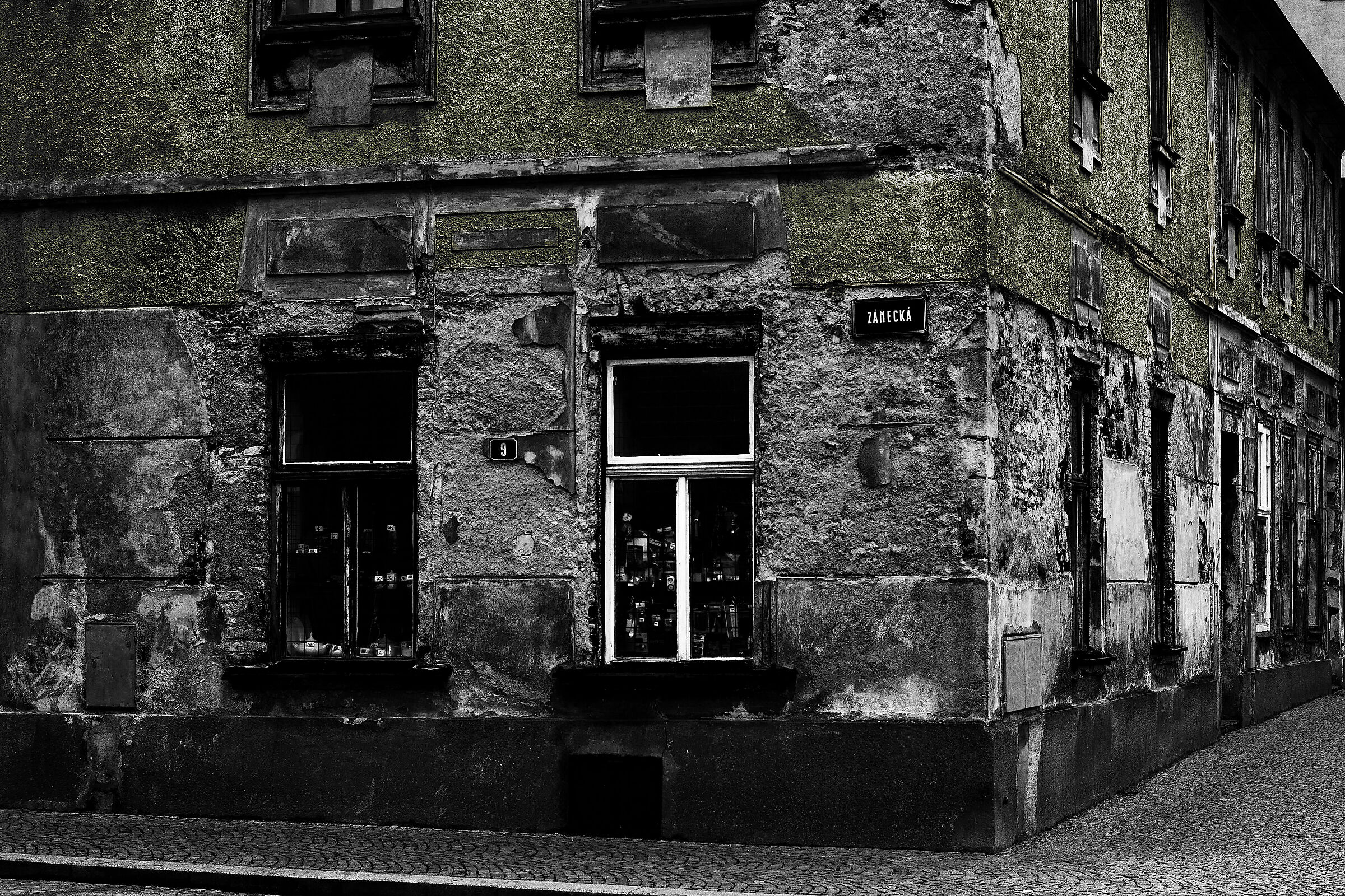Zamecka 9