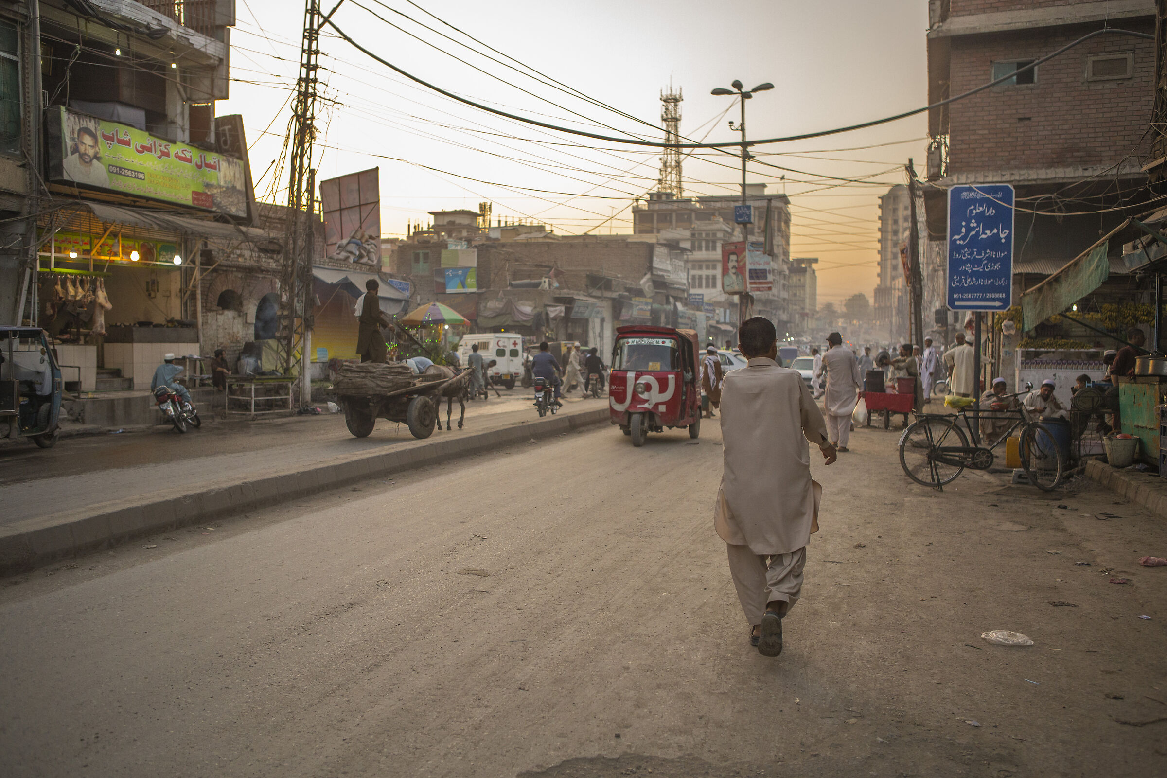 Sunset in the streets of Peshawar