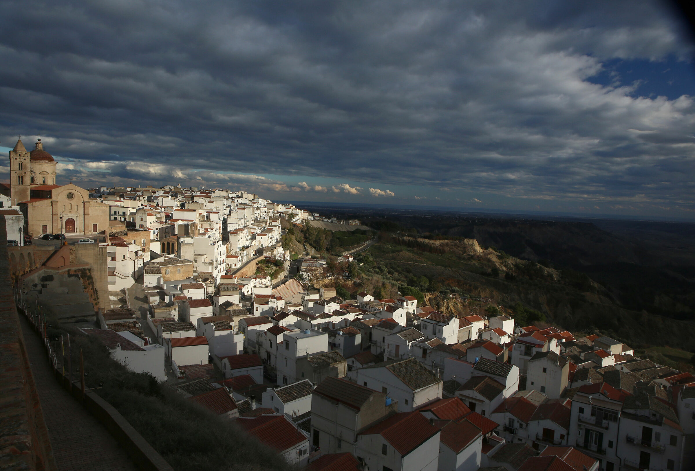 Le cento casette bianche...(Pisticci -mt- "il Dirupo&qu...