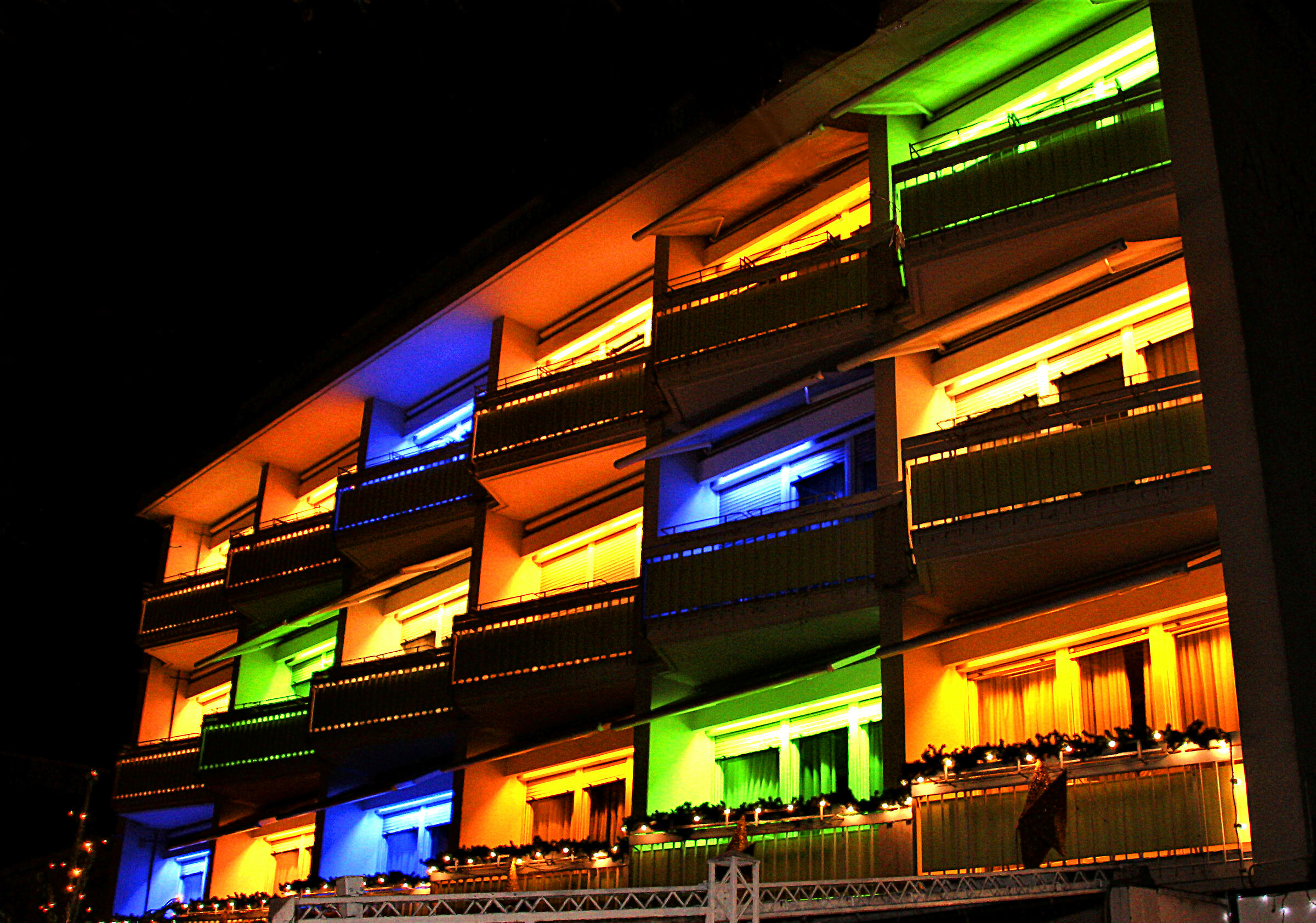 Balconi multicolor ...