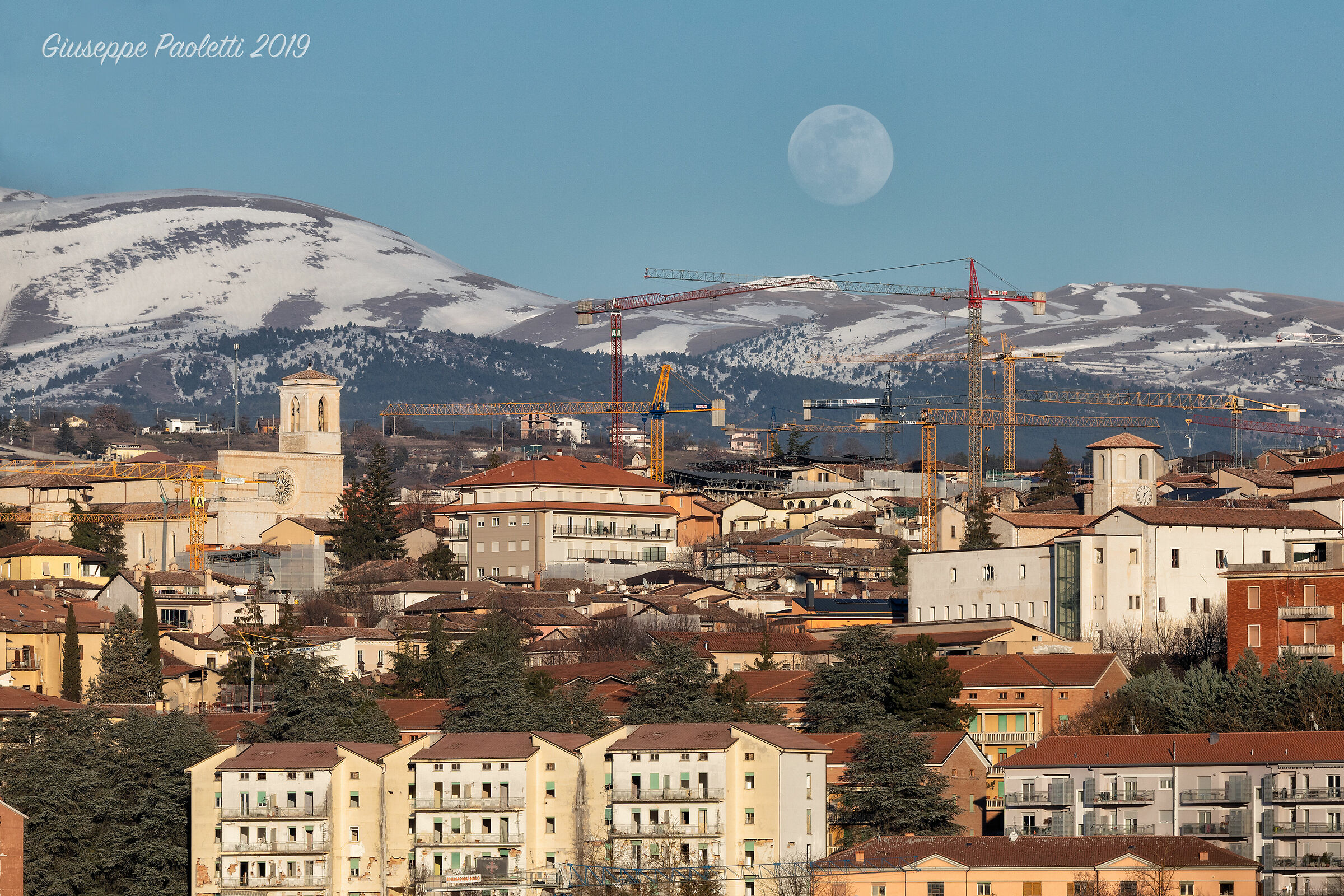 Super Luna 2019 su L'Aquila