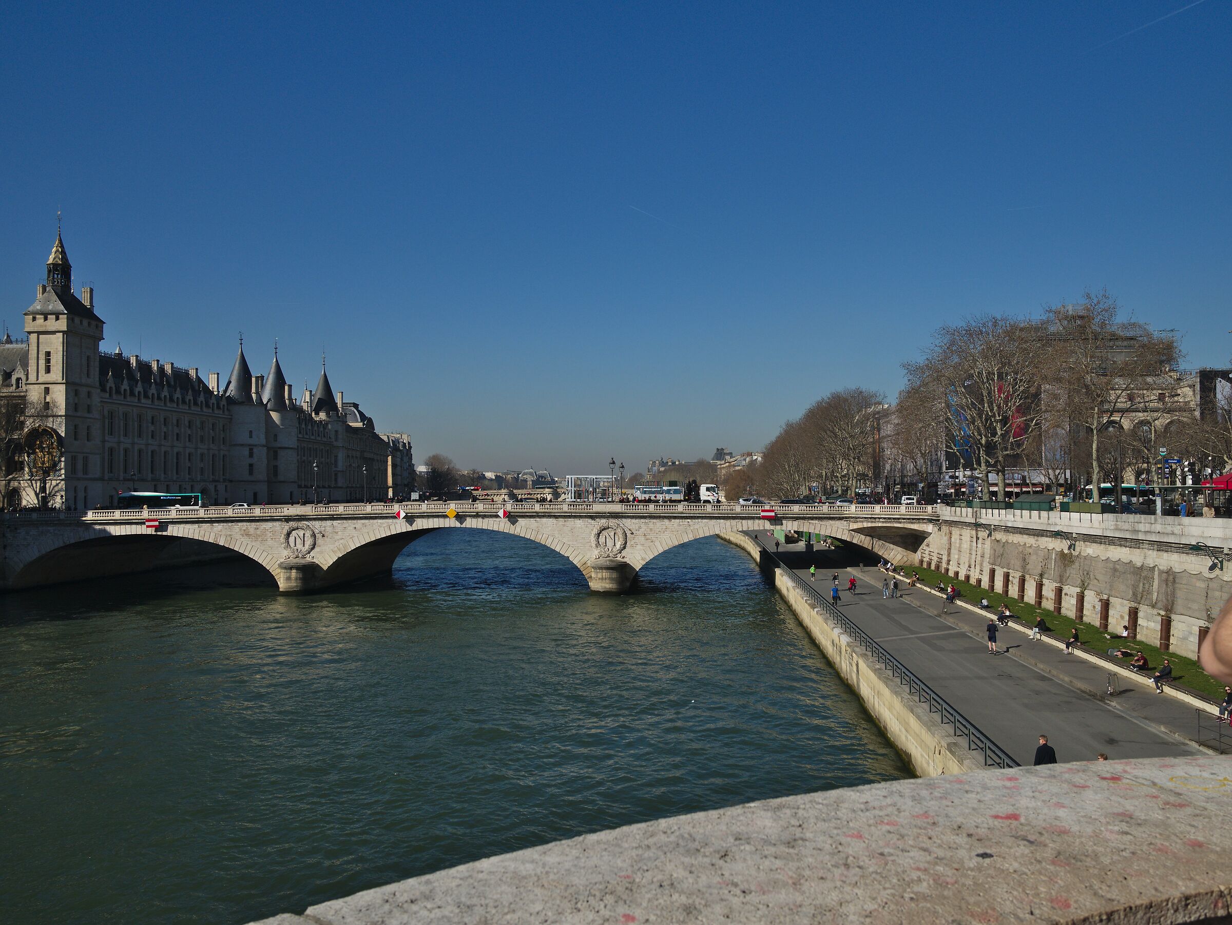 Pont Saint Michel 5