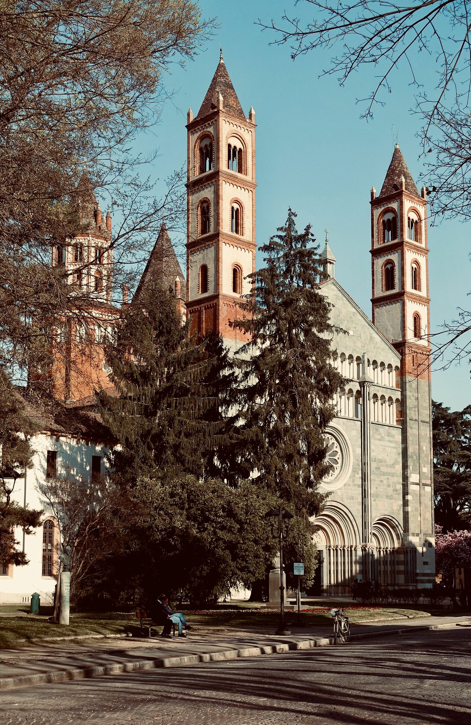 Vercelli. Basilica di Sant'Andrea.