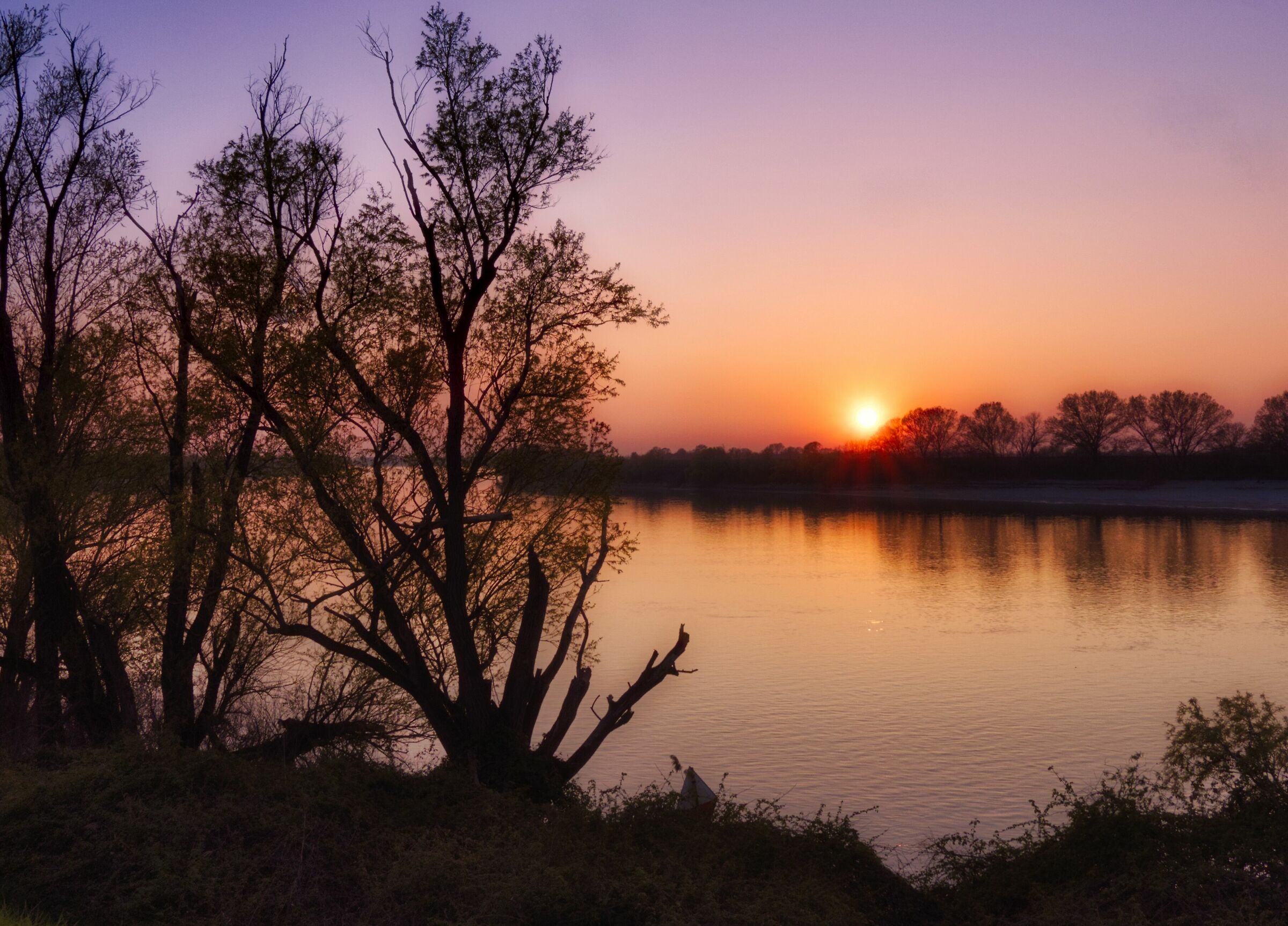 Tramonto sul Po